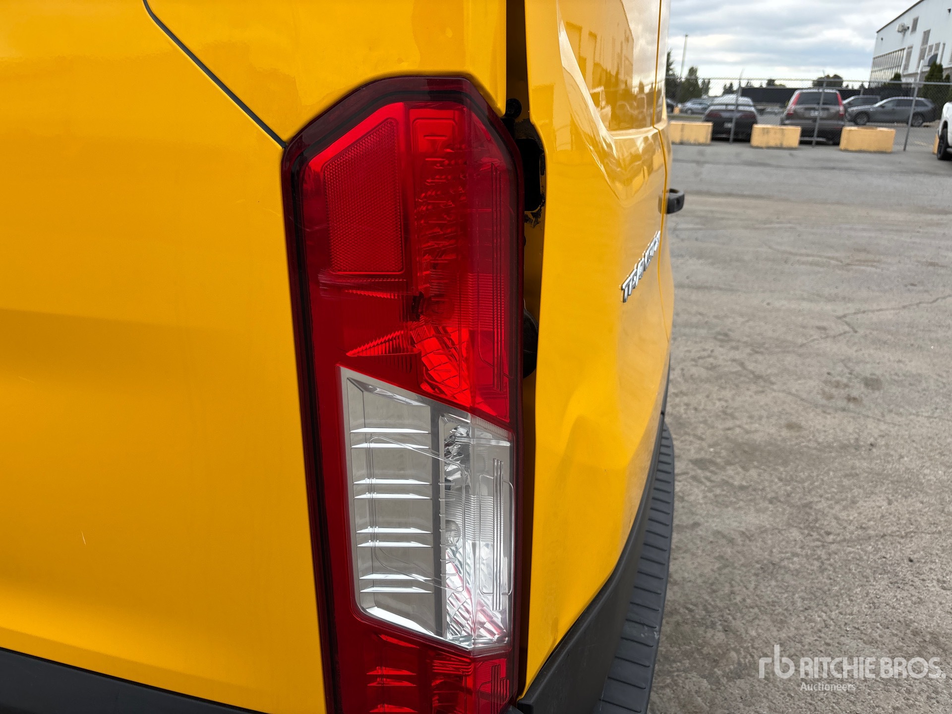 2021 Ford TRANSIT 250