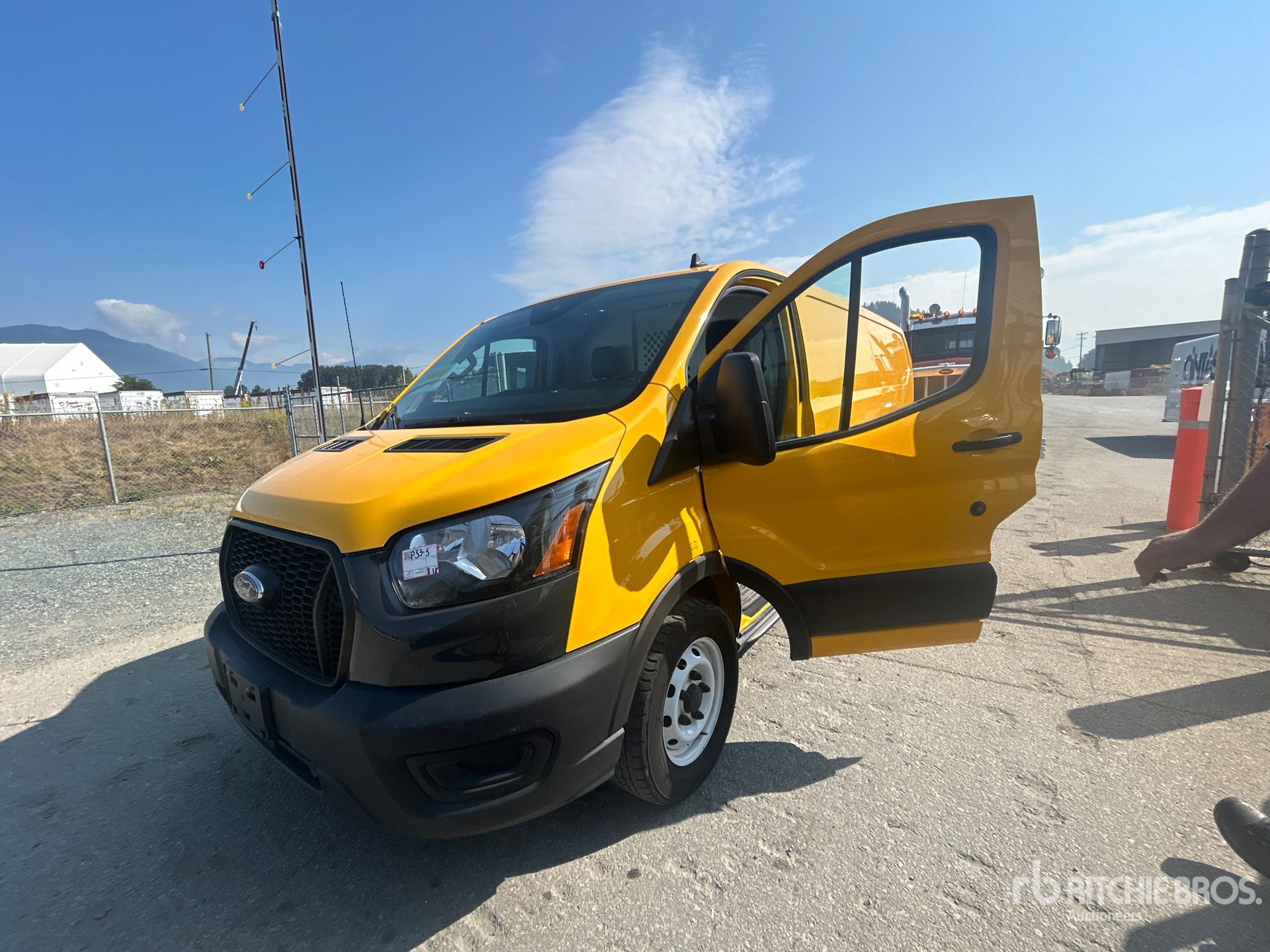 2021 Ford TRANSIT 250