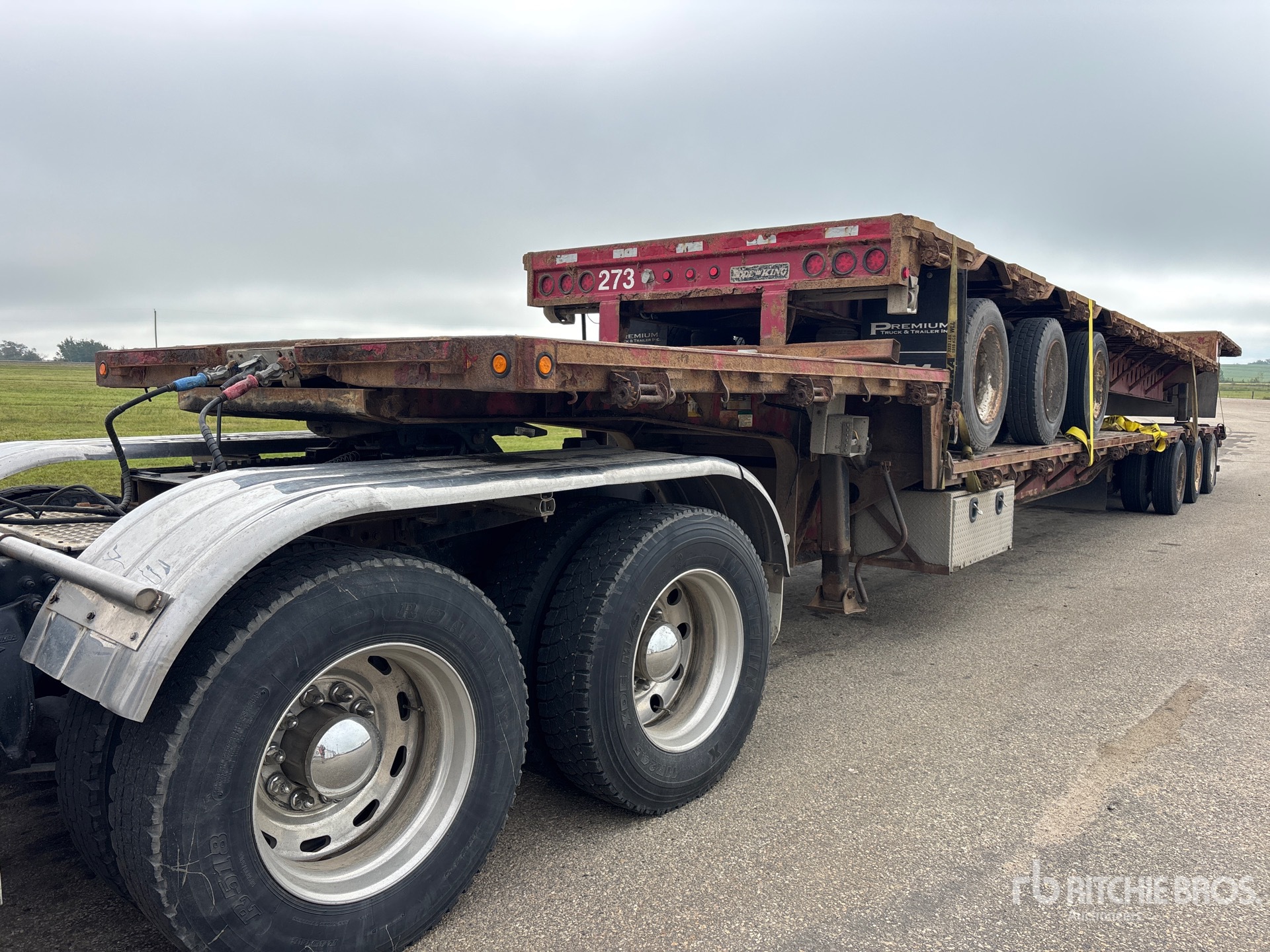 Photo of a 2015 Load King  53 ft Tri/A
