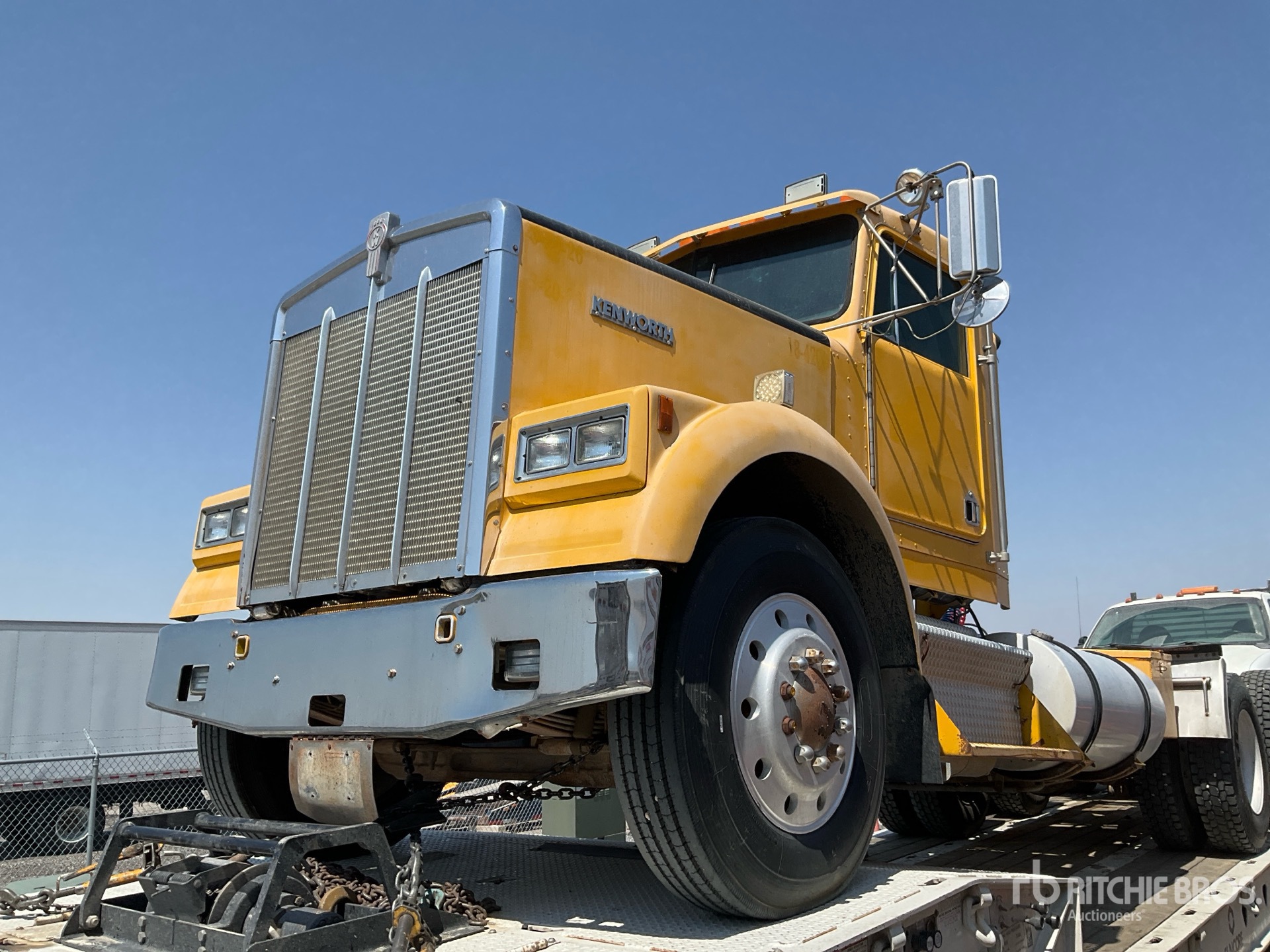 1984 Kenworth W900