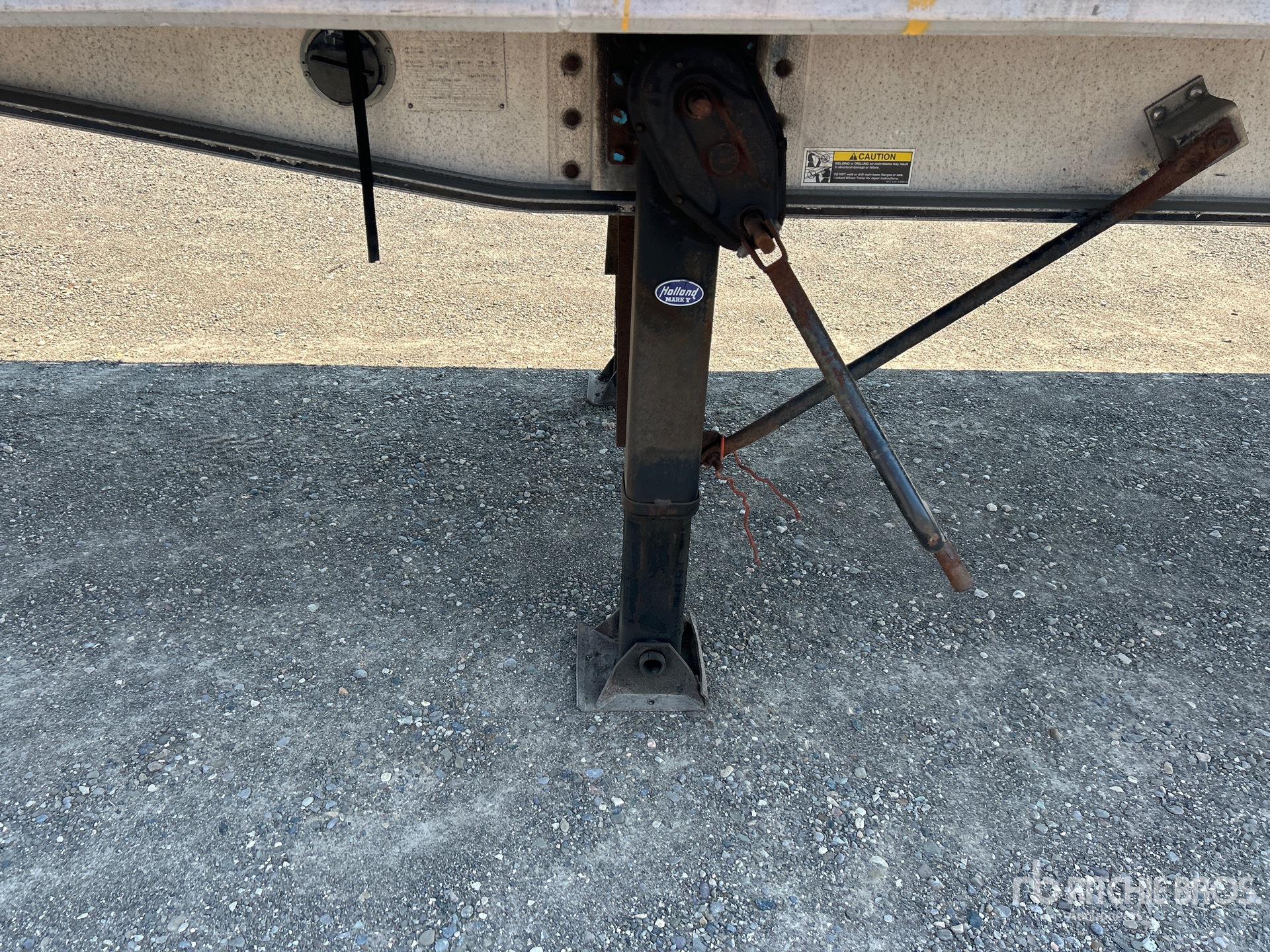 2004 Wilson 48 ft T/A Spread Axle