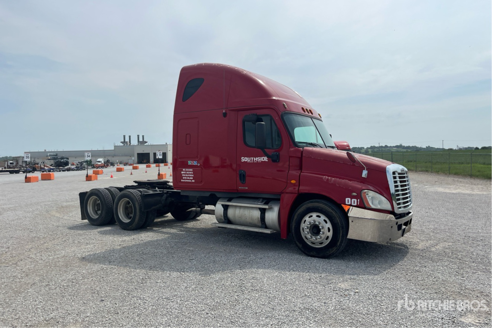 2011 Freightliner CASCADIA 125