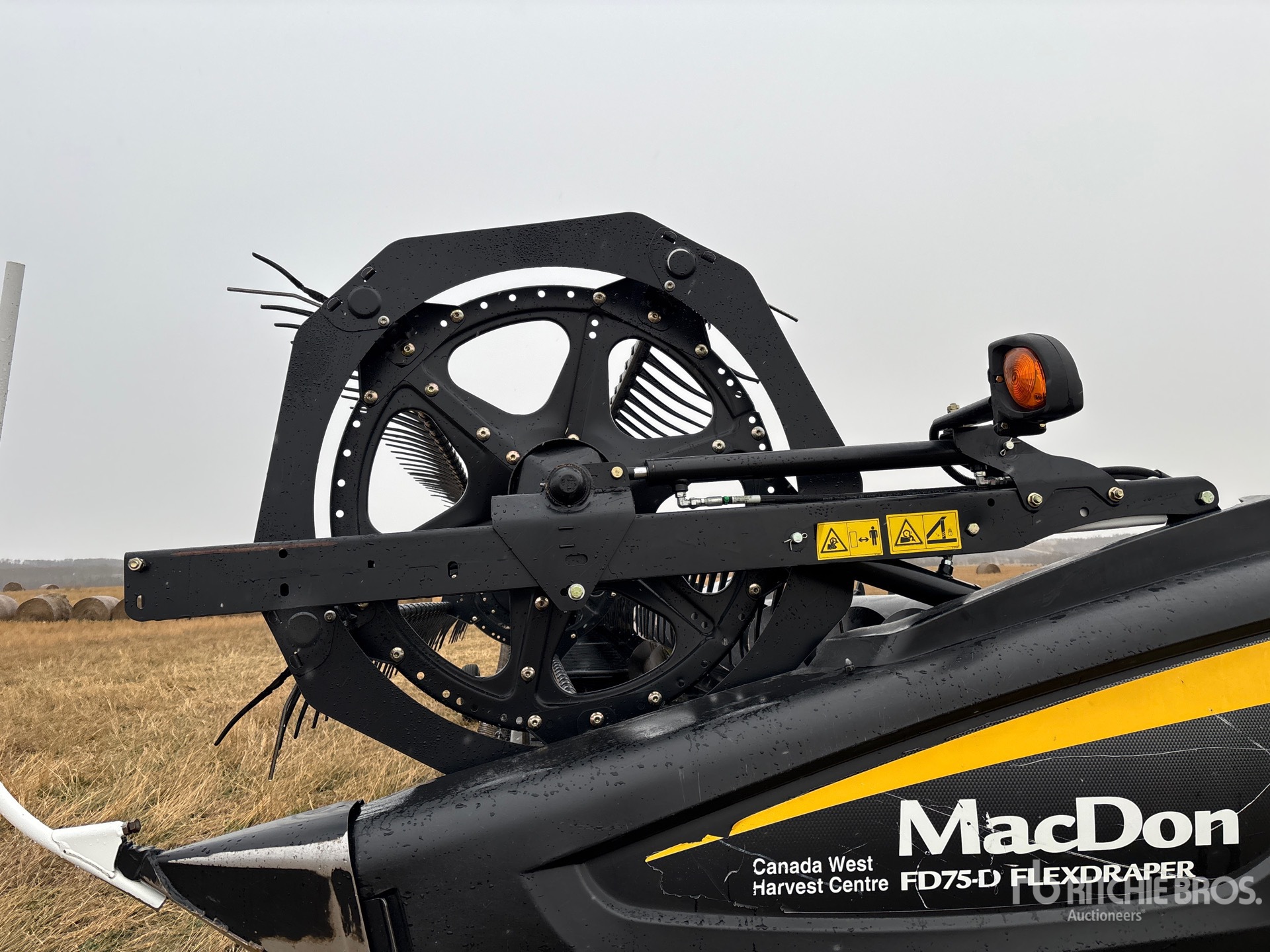 Macdon FD75