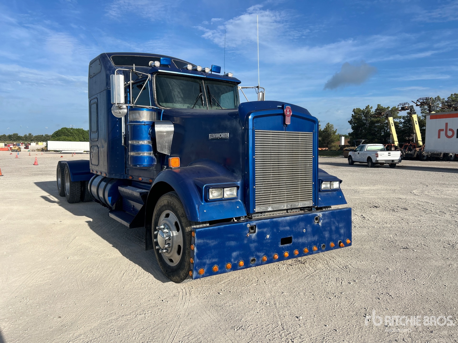 2005 Kenworth W900