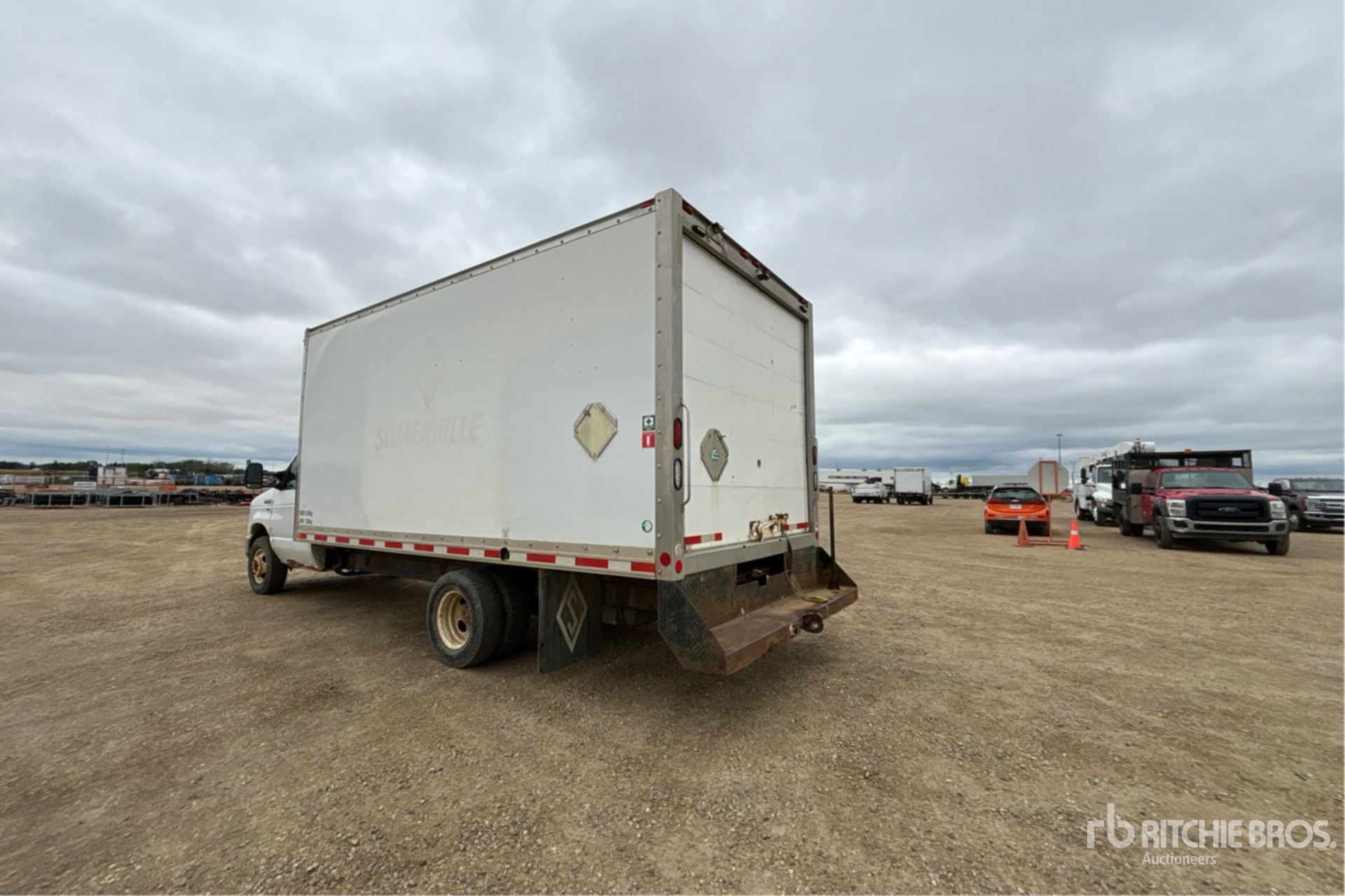 2011 Ford ECONOLINE E-450