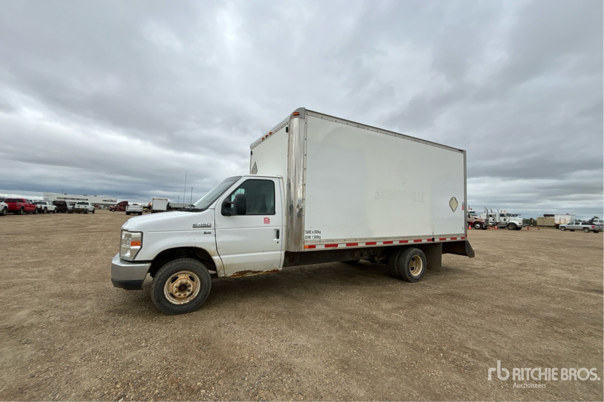 2011 Ford ECONOLINE E-450