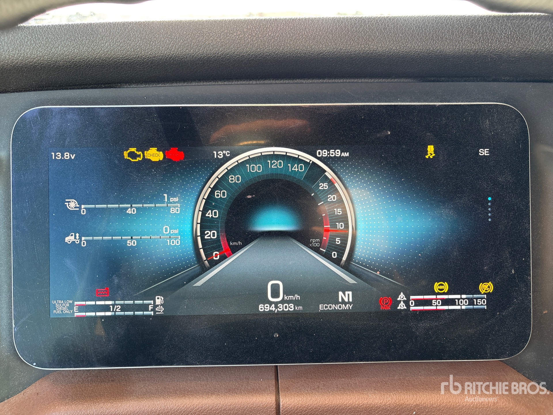 2022 Freightliner CASCADIA 113