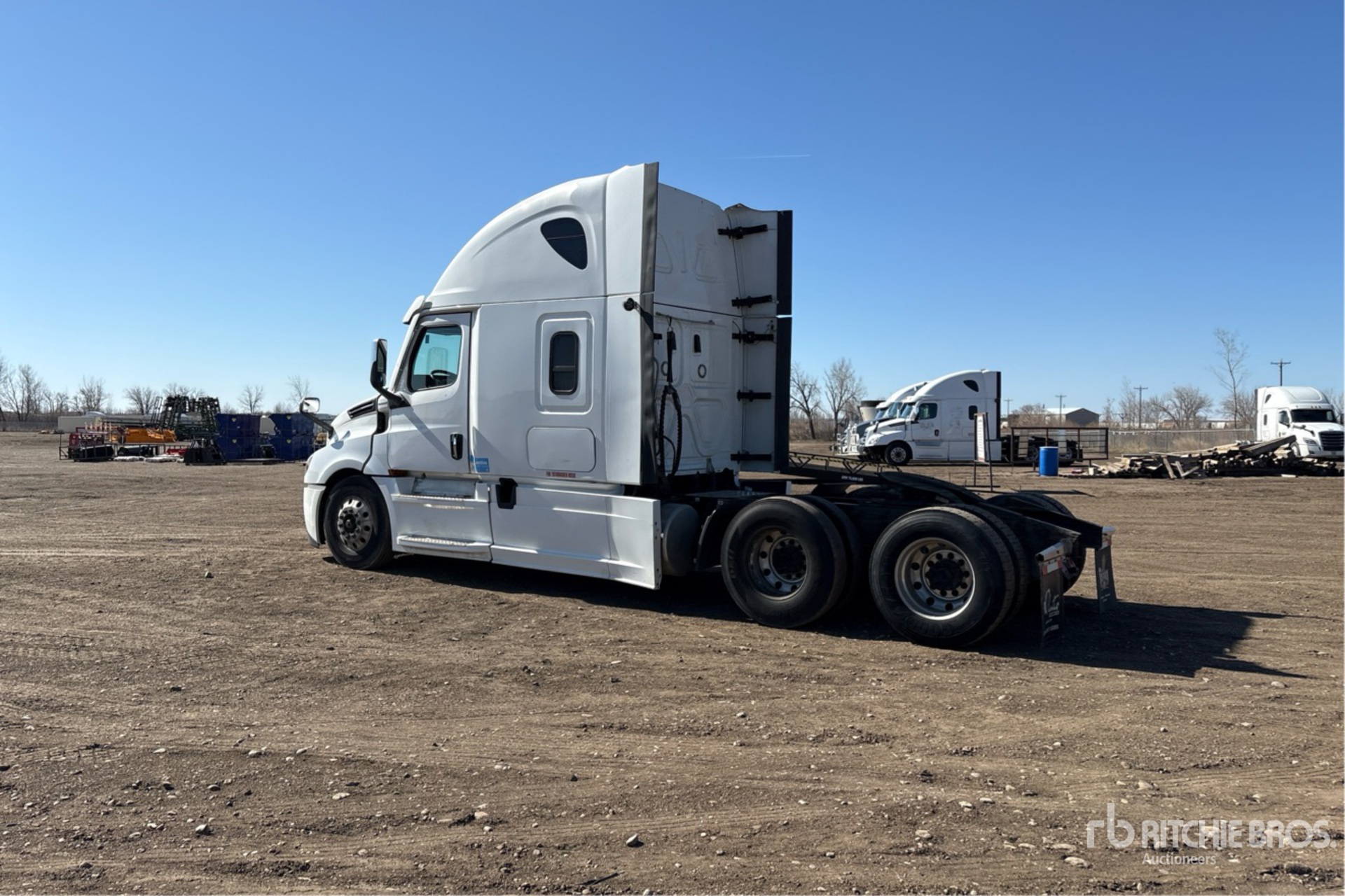 2022 Freightliner CASCADIA 113
