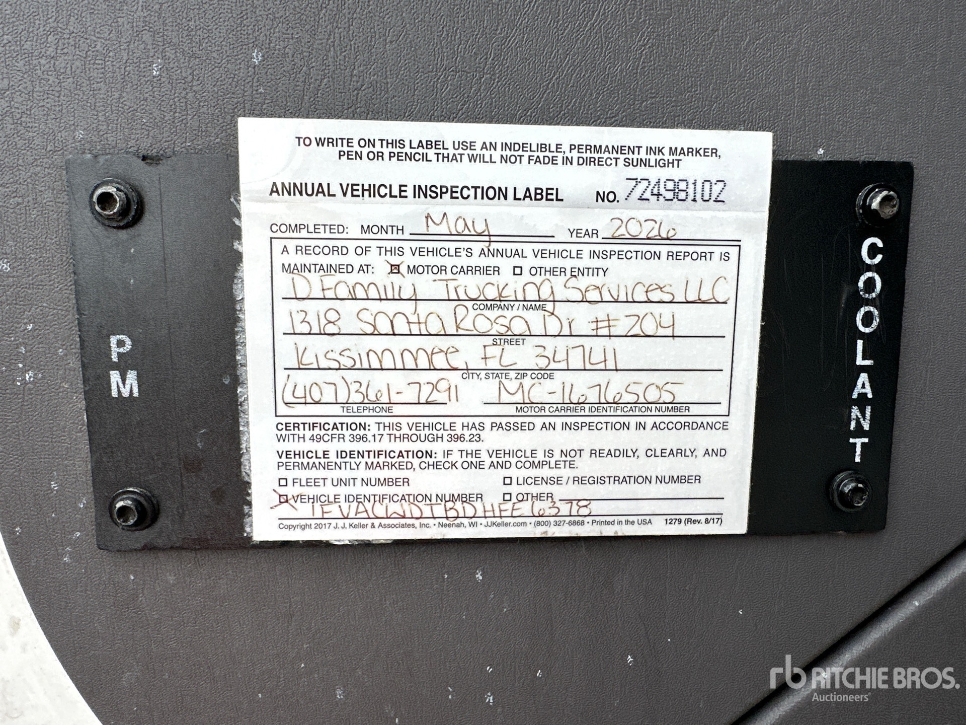 2013 Freightliner M2106