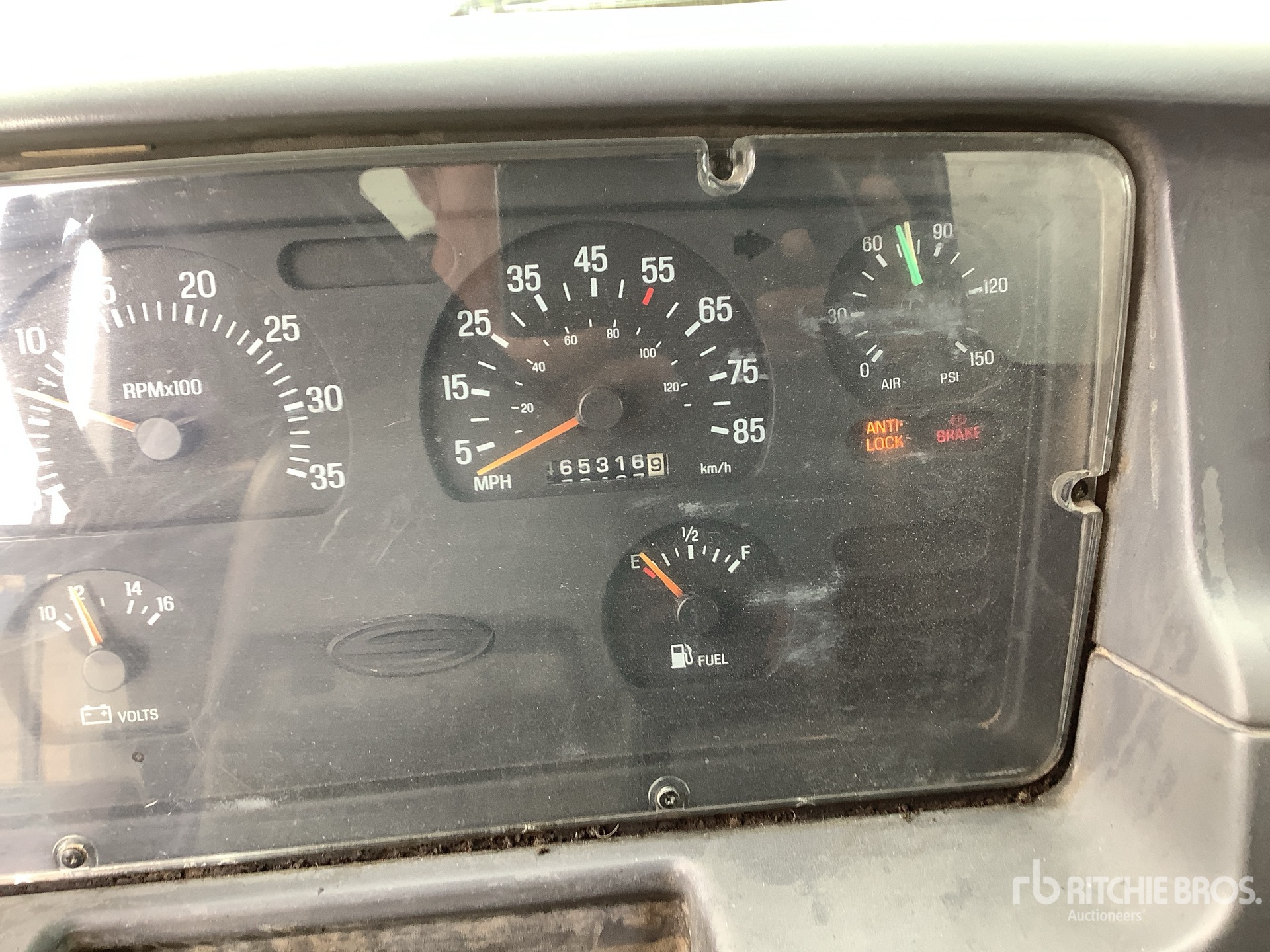 2000 Sterling A9500