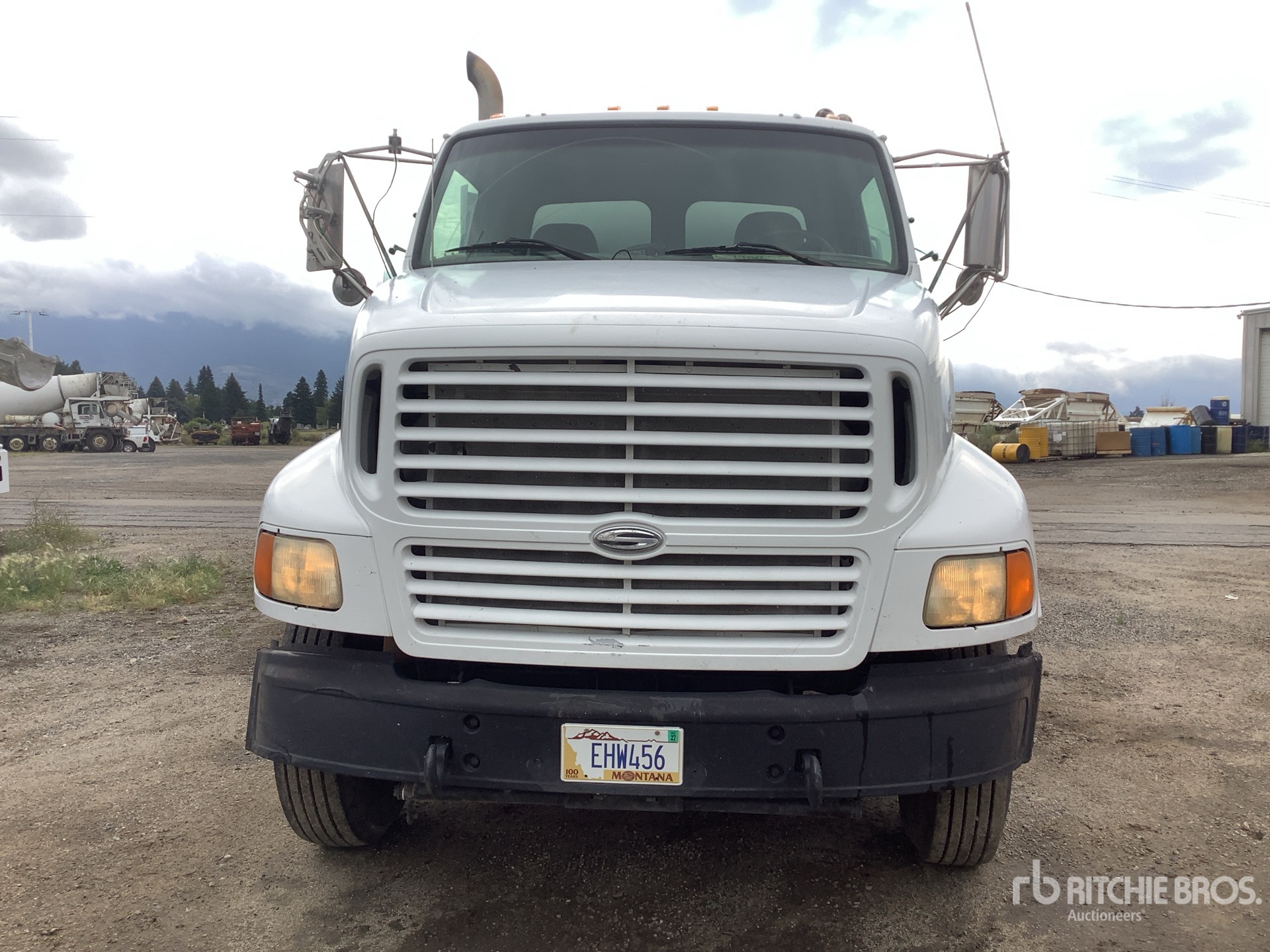 2000 Sterling A9500