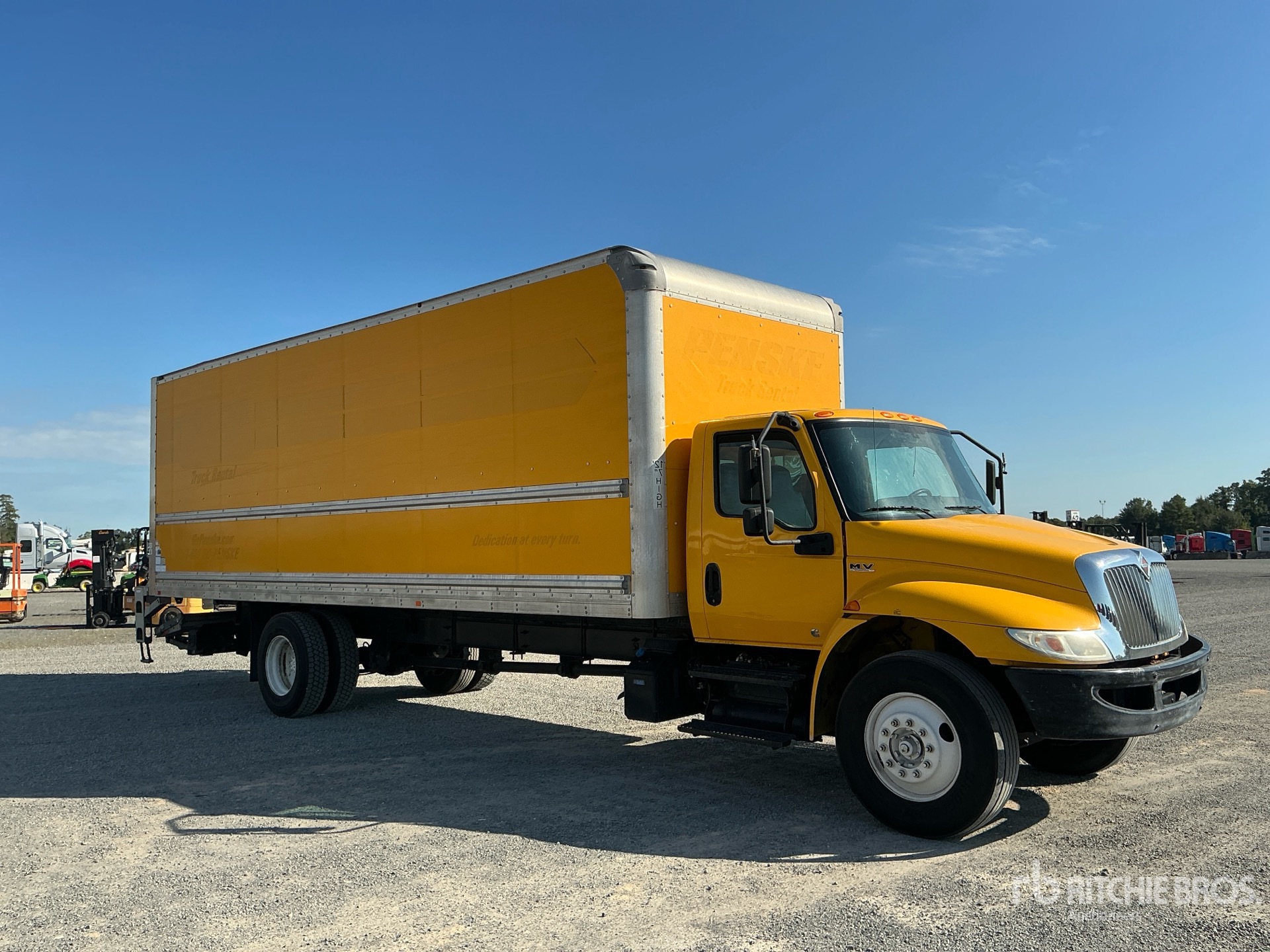2020 International MV607