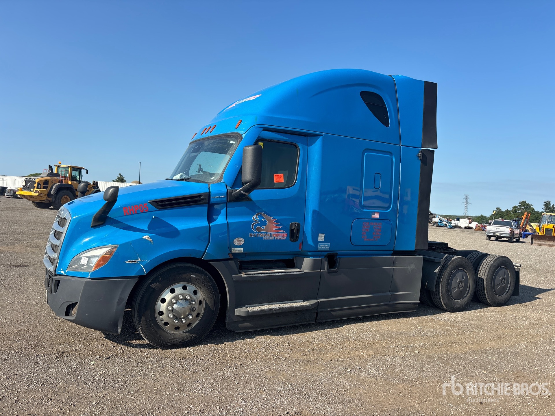2021 Freightliner CASCADIA 126