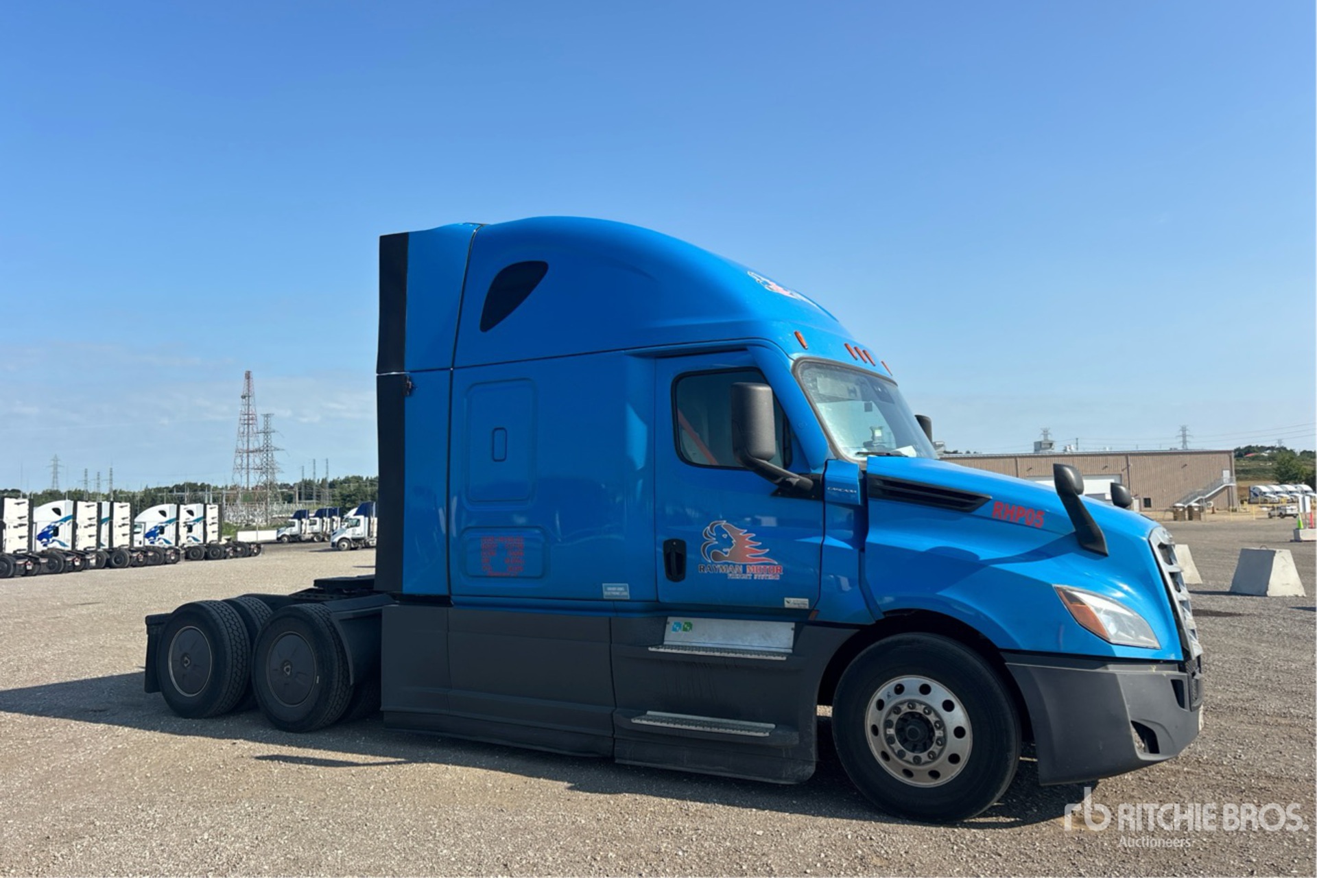 2021 Freightliner CASCADIA 126
