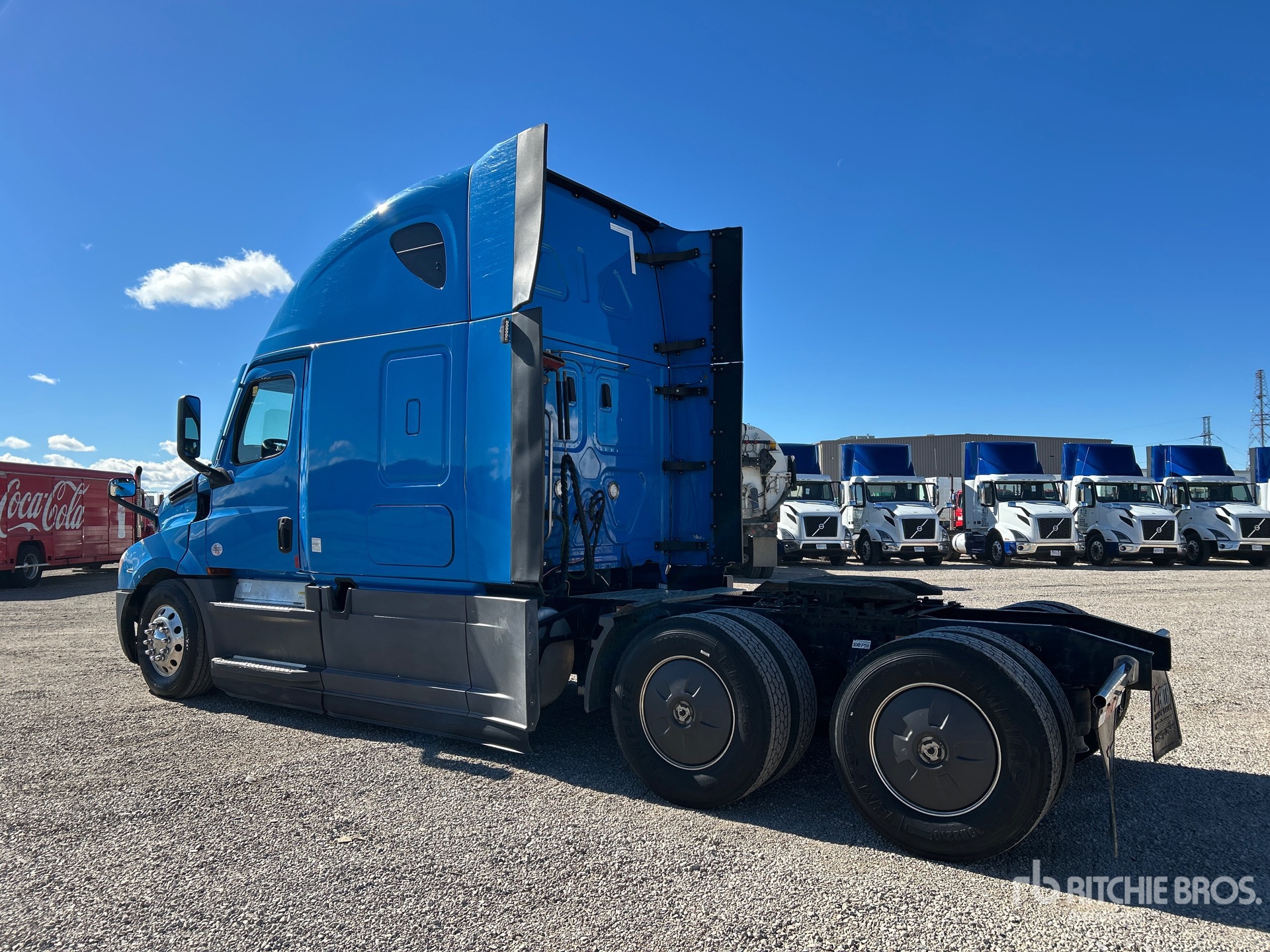 2021 Freightliner CASCADIA 126