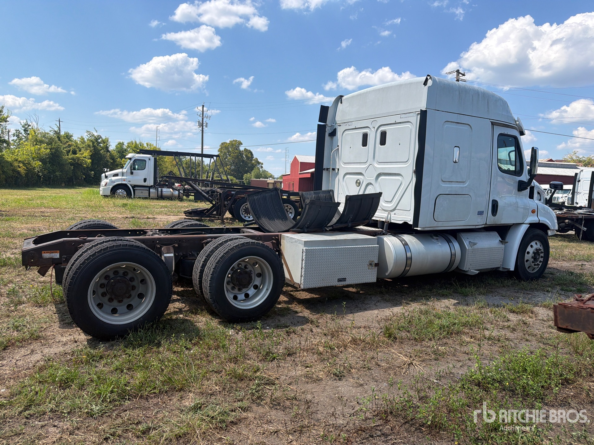 2015 Freightliner CASCADIA 113