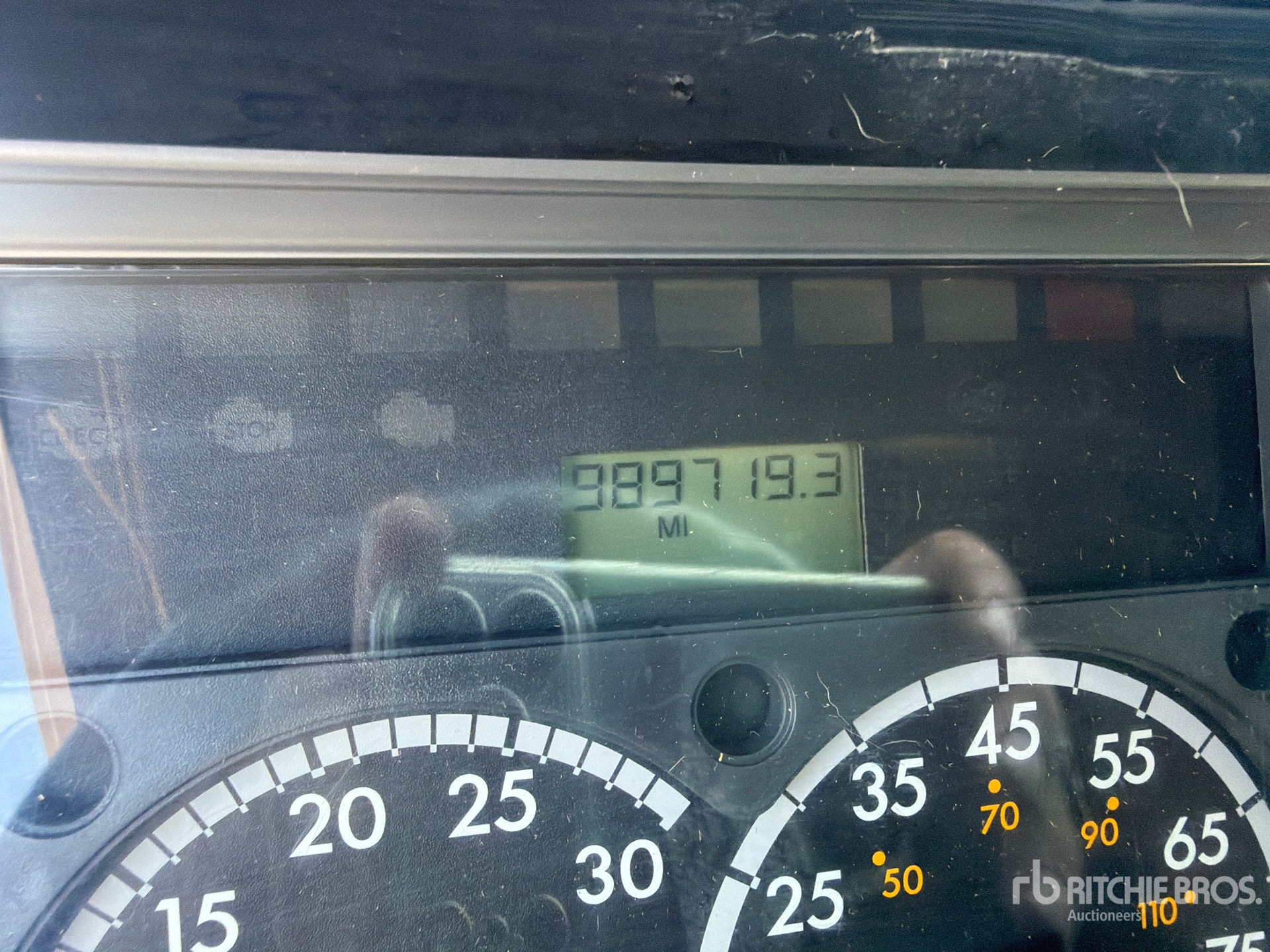 2015 Freightliner CASCADIA 113