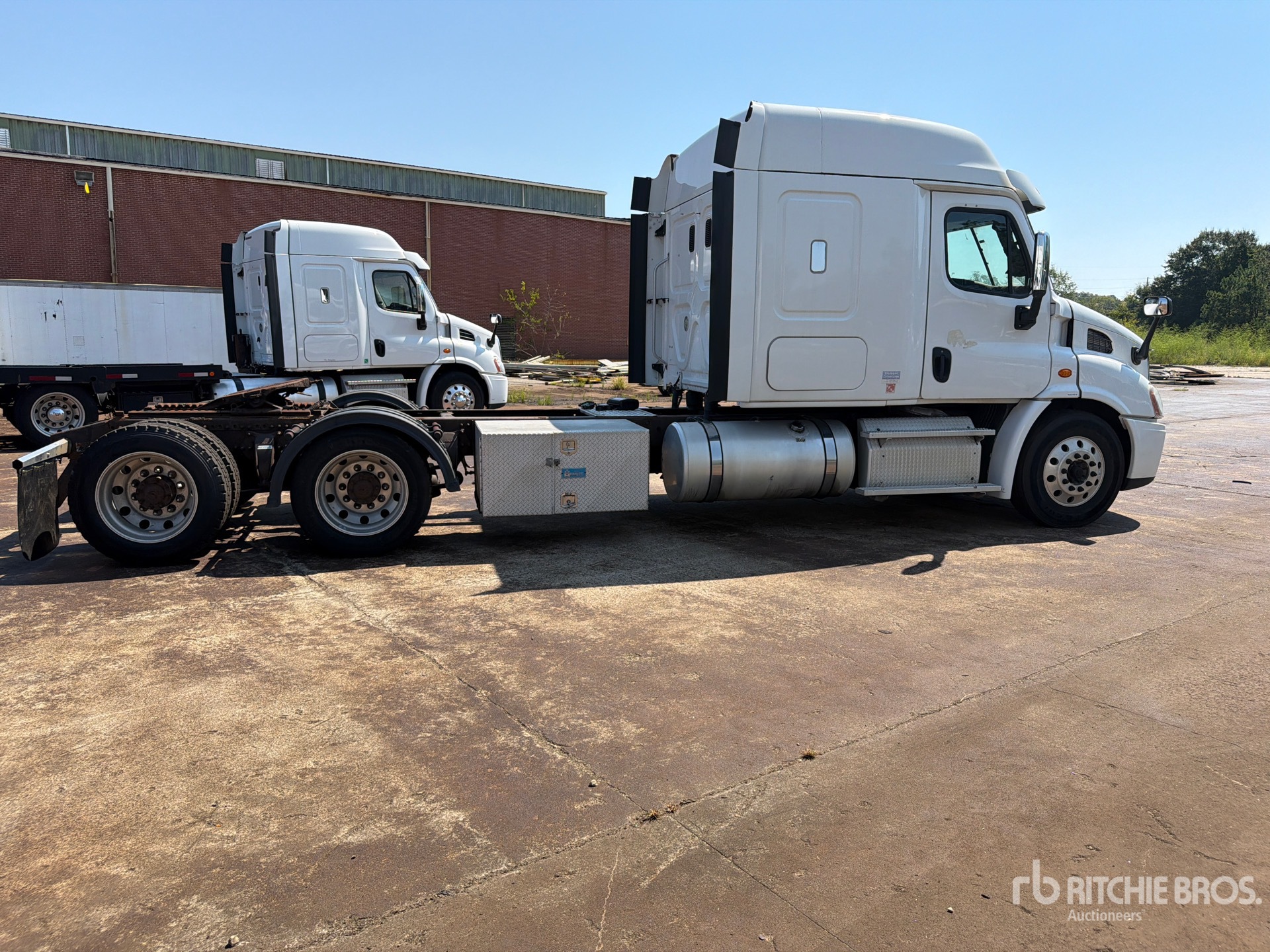 2015 Freightliner CASCADIA 113