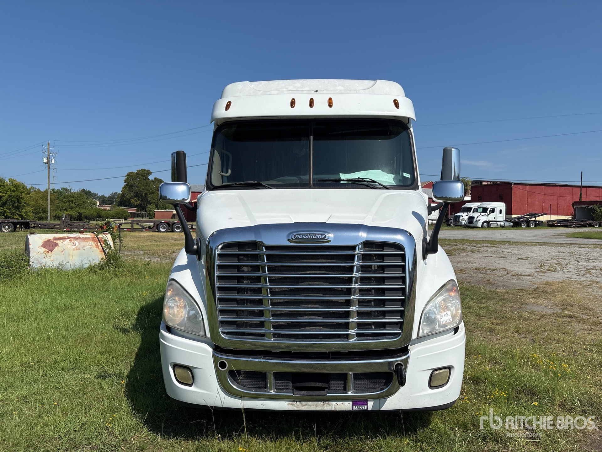 2015 Freightliner Cascadia 113