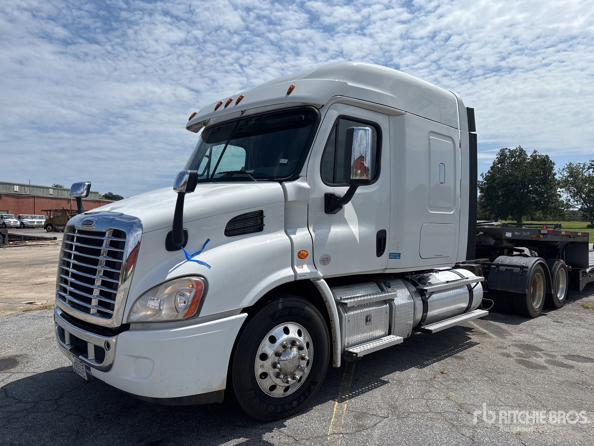 2020 Freightliner Cascadia 113