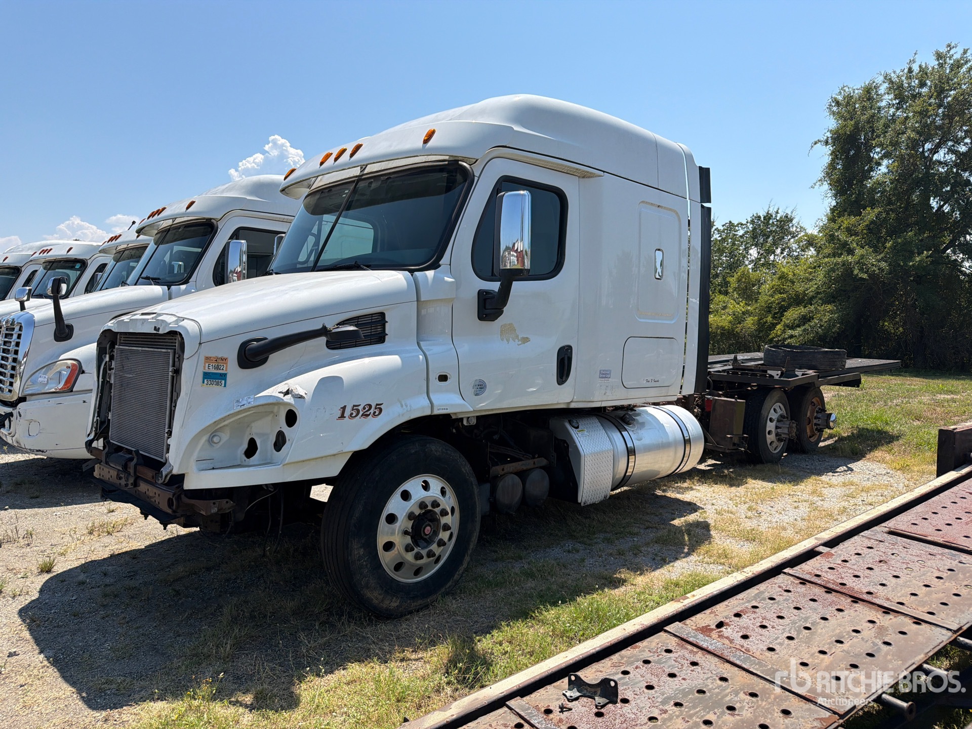 2015 Freightliner CASCADIA 113