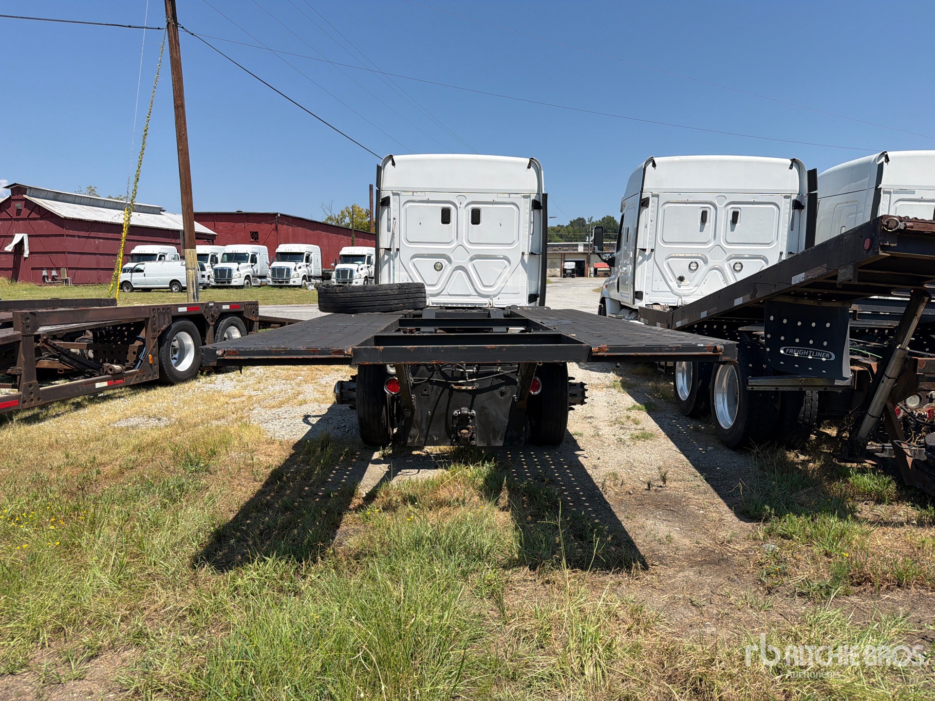 2015 Freightliner CASCADIA 113