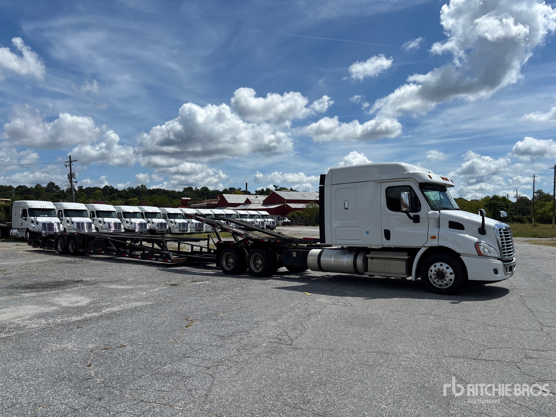 2020 Freightliner Cascadia 113