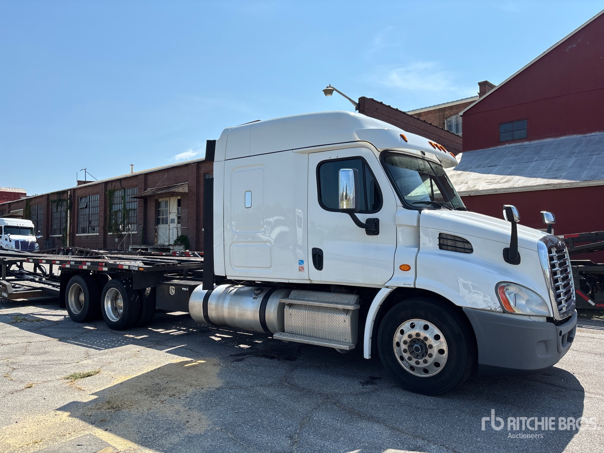 2019 Freightliner Cascadia 113