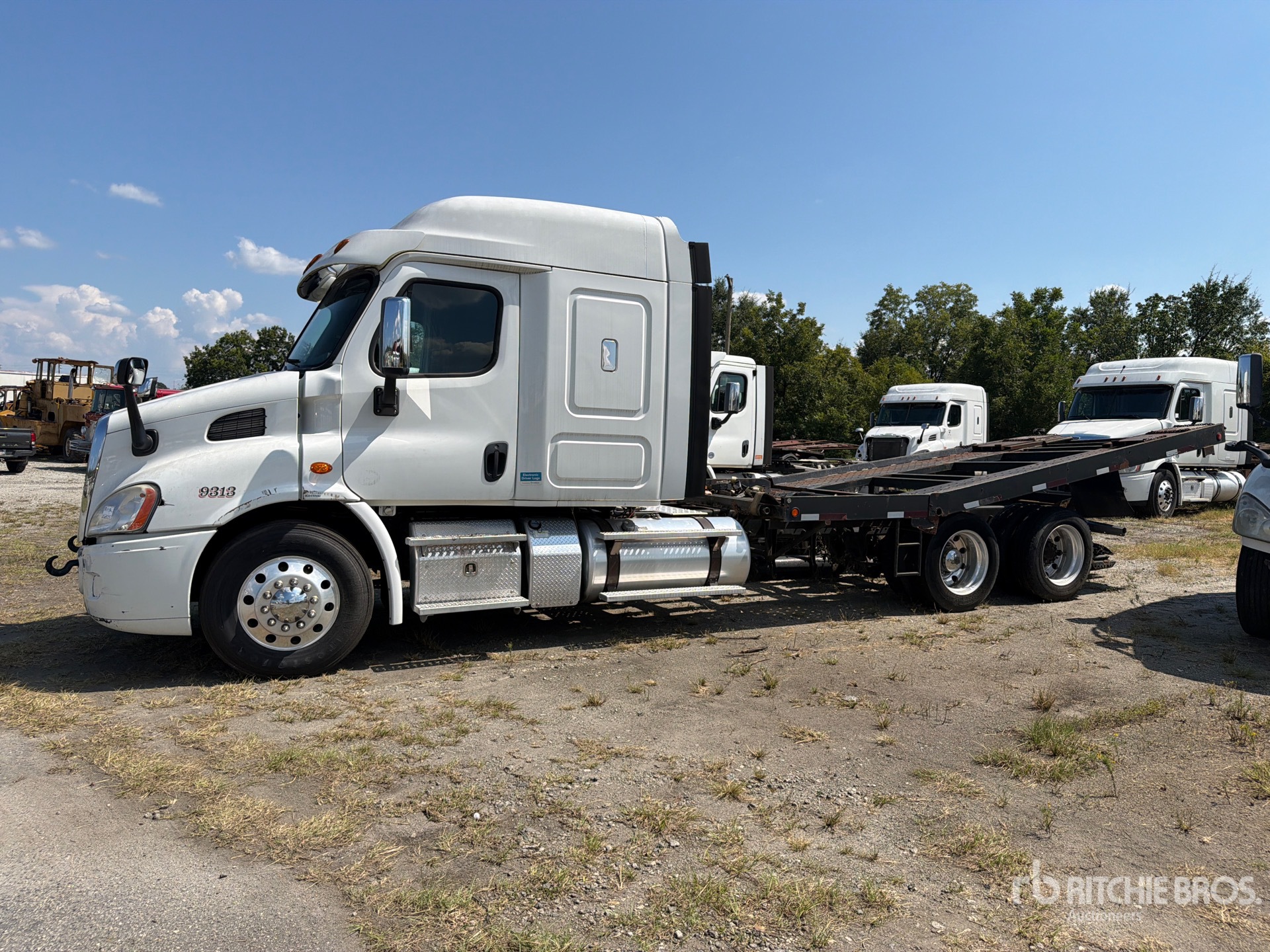 2019 Freightliner CASCADIA 113