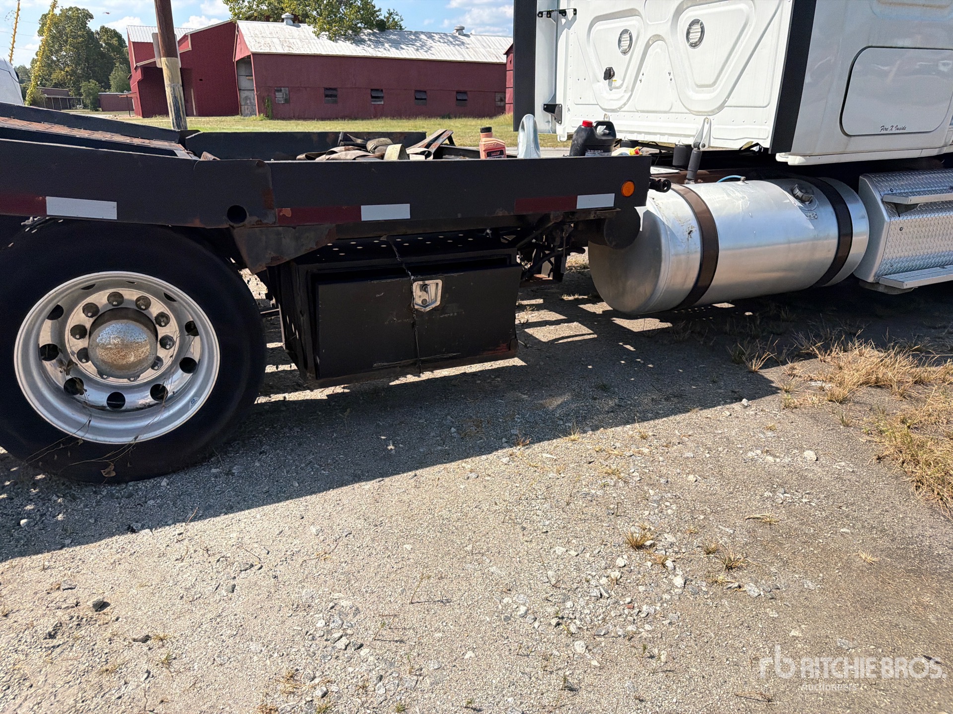 2019 Freightliner CASCADIA 113
