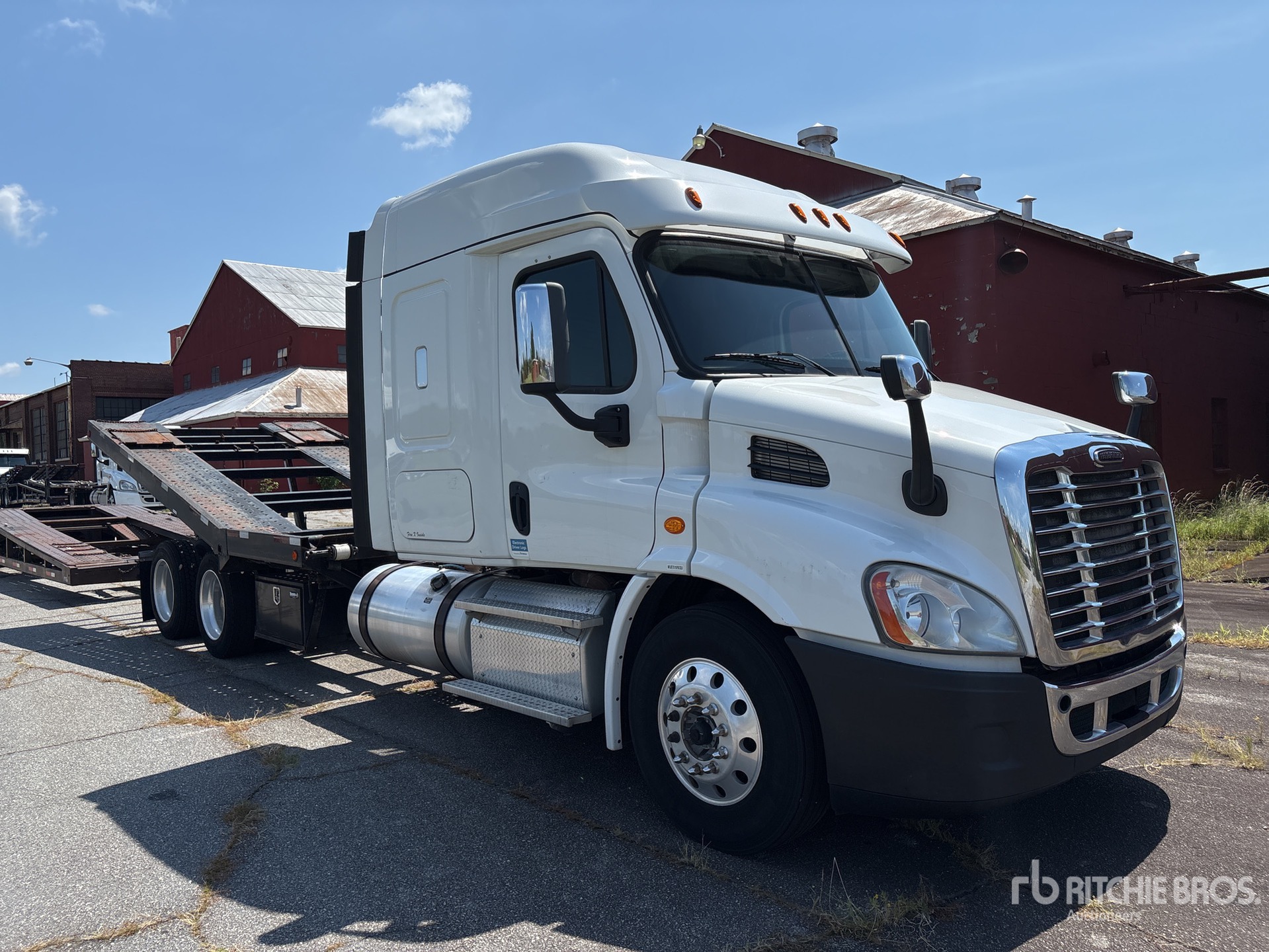 2019 Freightliner Cascadia 113