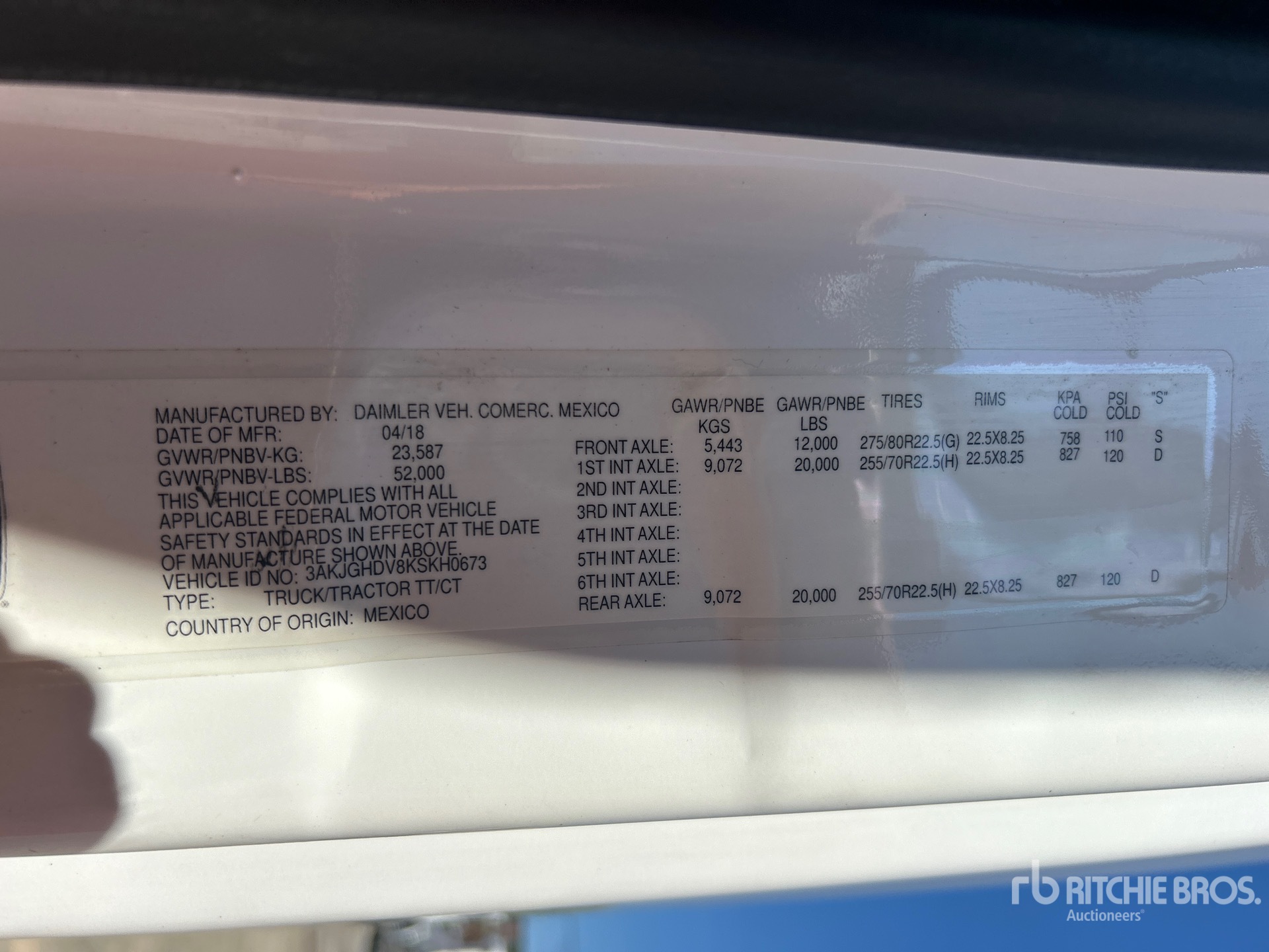 2019 Freightliner CASCADIA 113