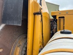 Hydraulics with Bar Lift Cylinders