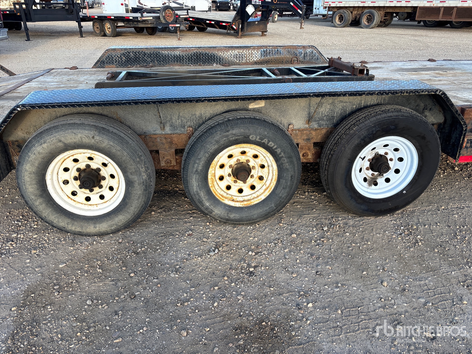 2015 Load Trail 17078 LB 20 FT TRI/A