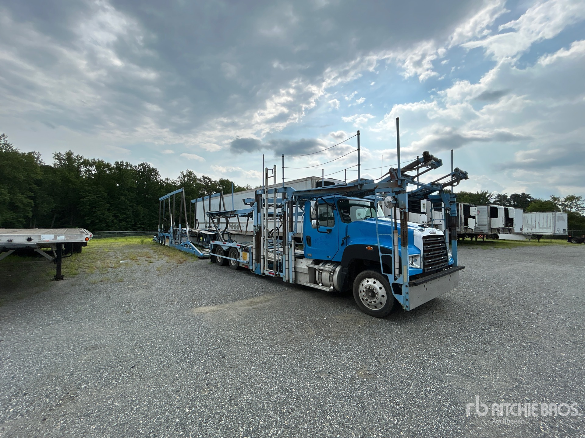 2014 Freightliner 114SD