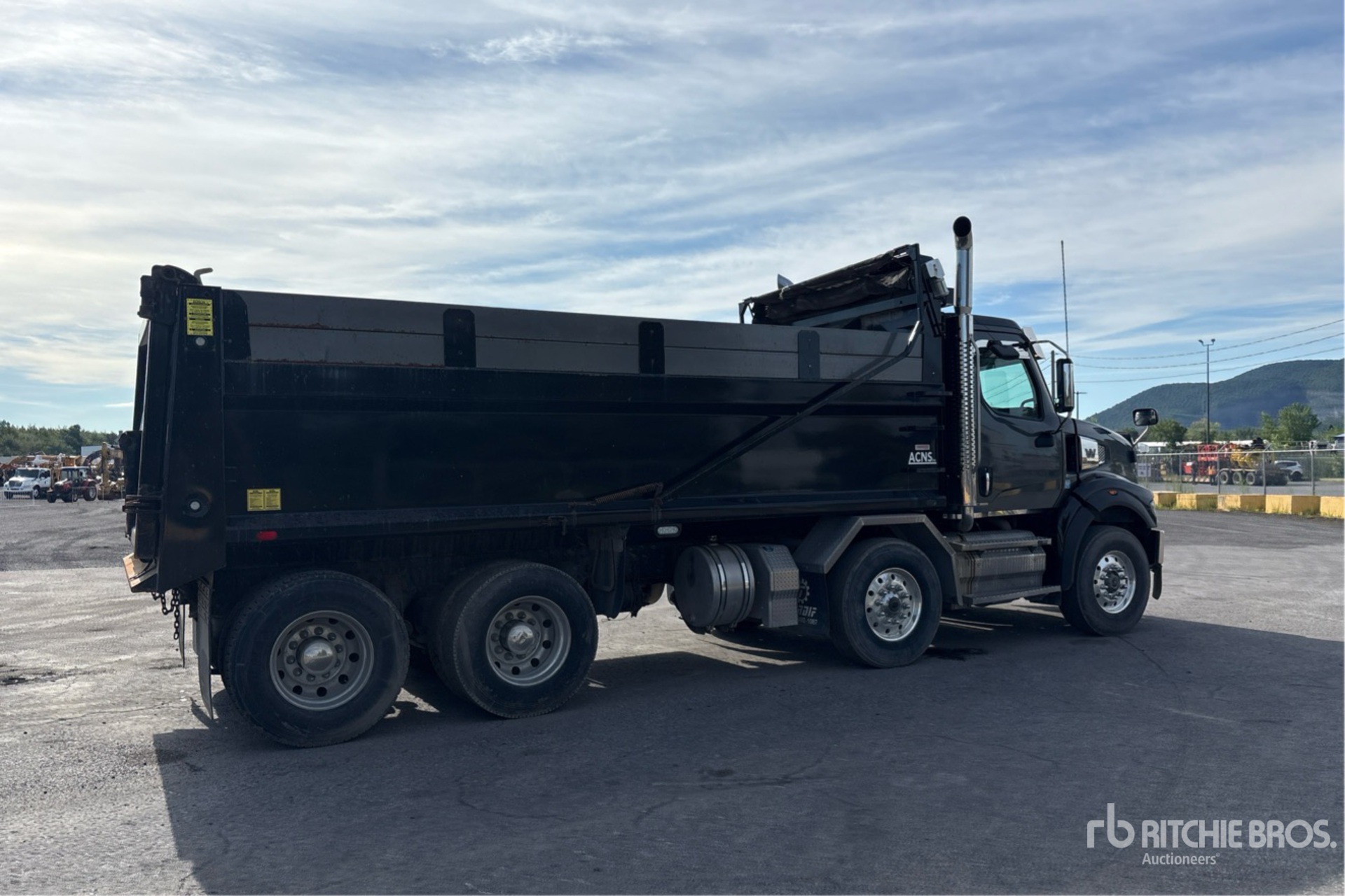 2024 Western Star 49X