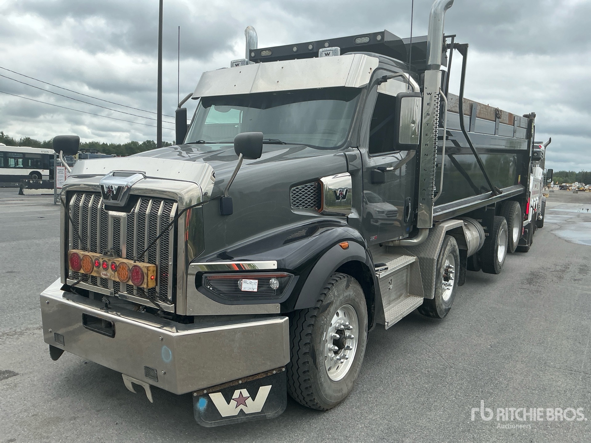 Photo of 2024 Western Star 49X
