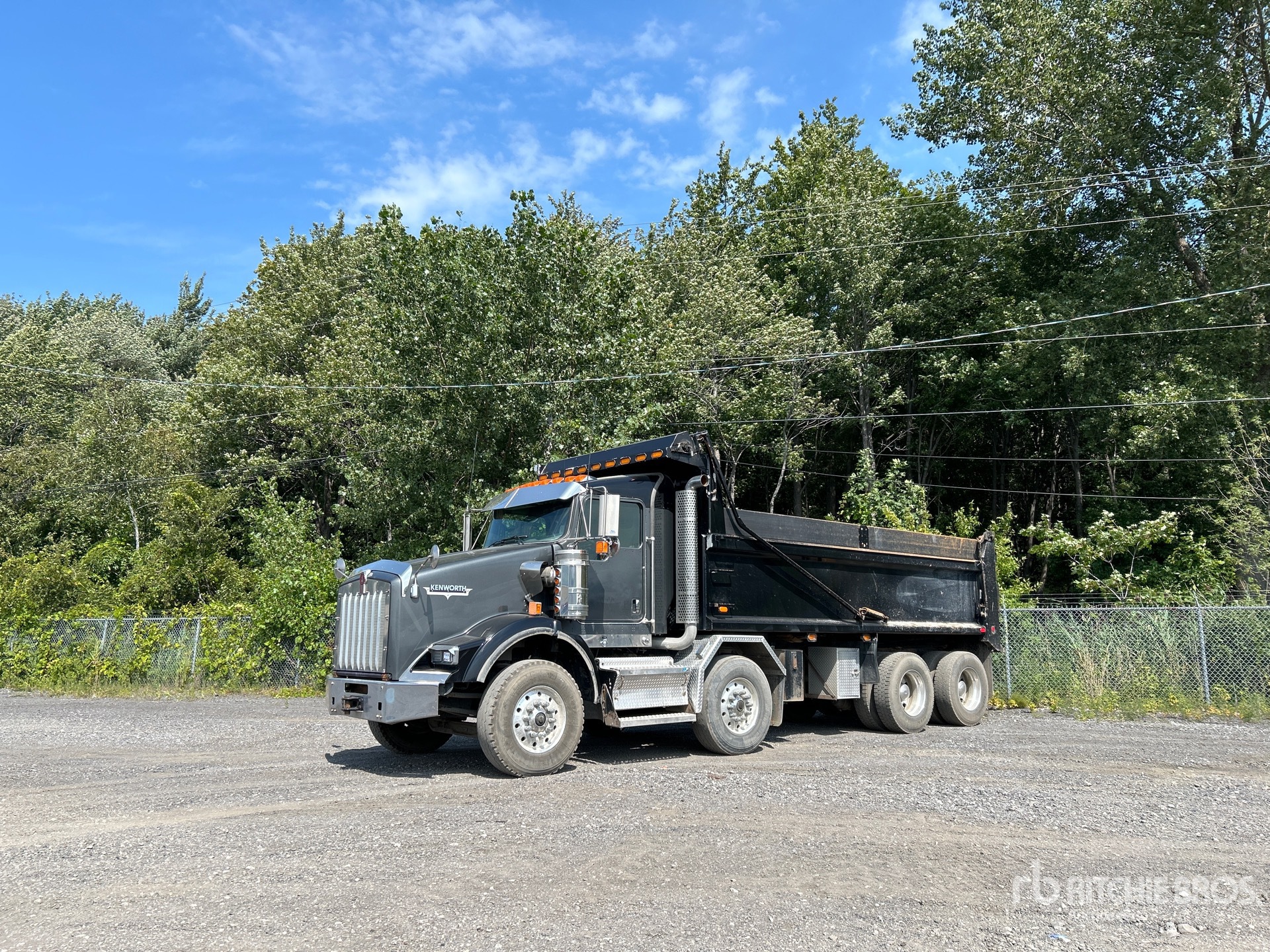 2022 Kenworth T800