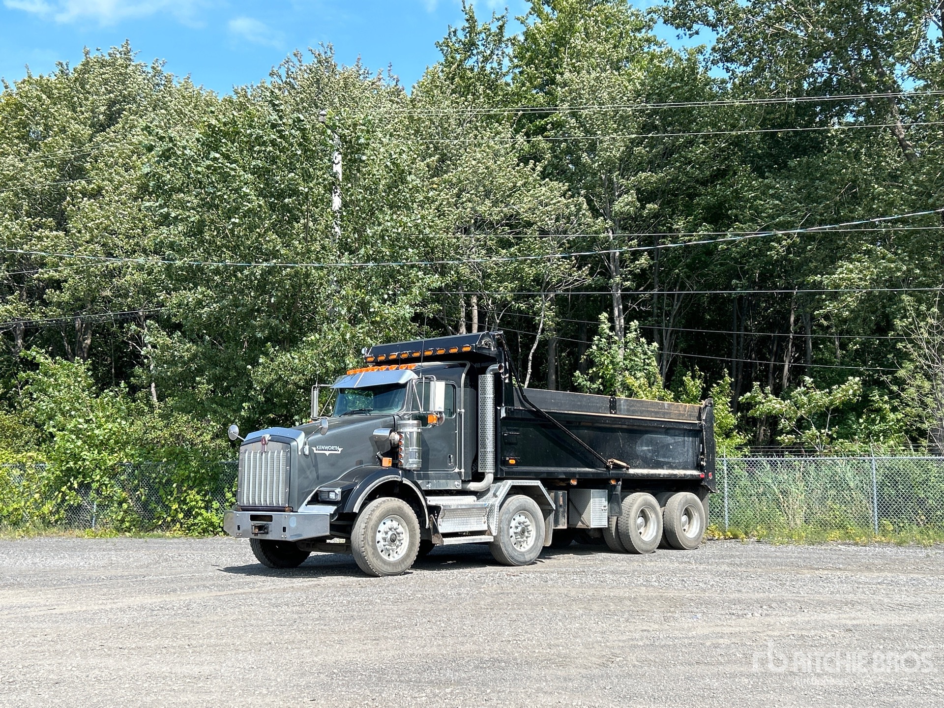 2022 Kenworth T800