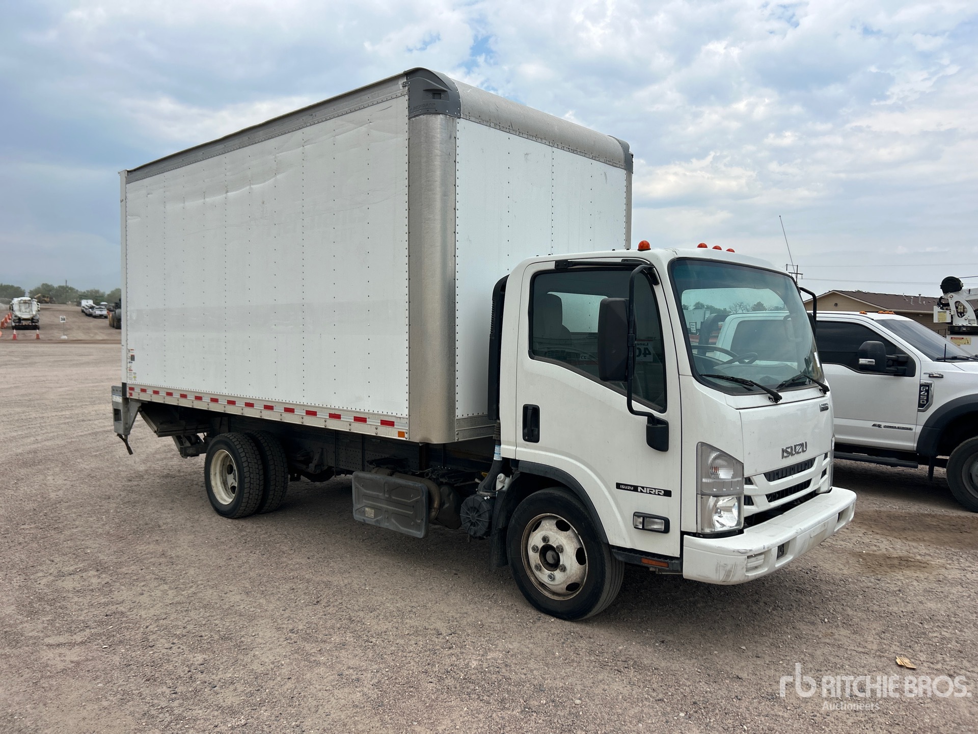 2020 Isuzu NRR
