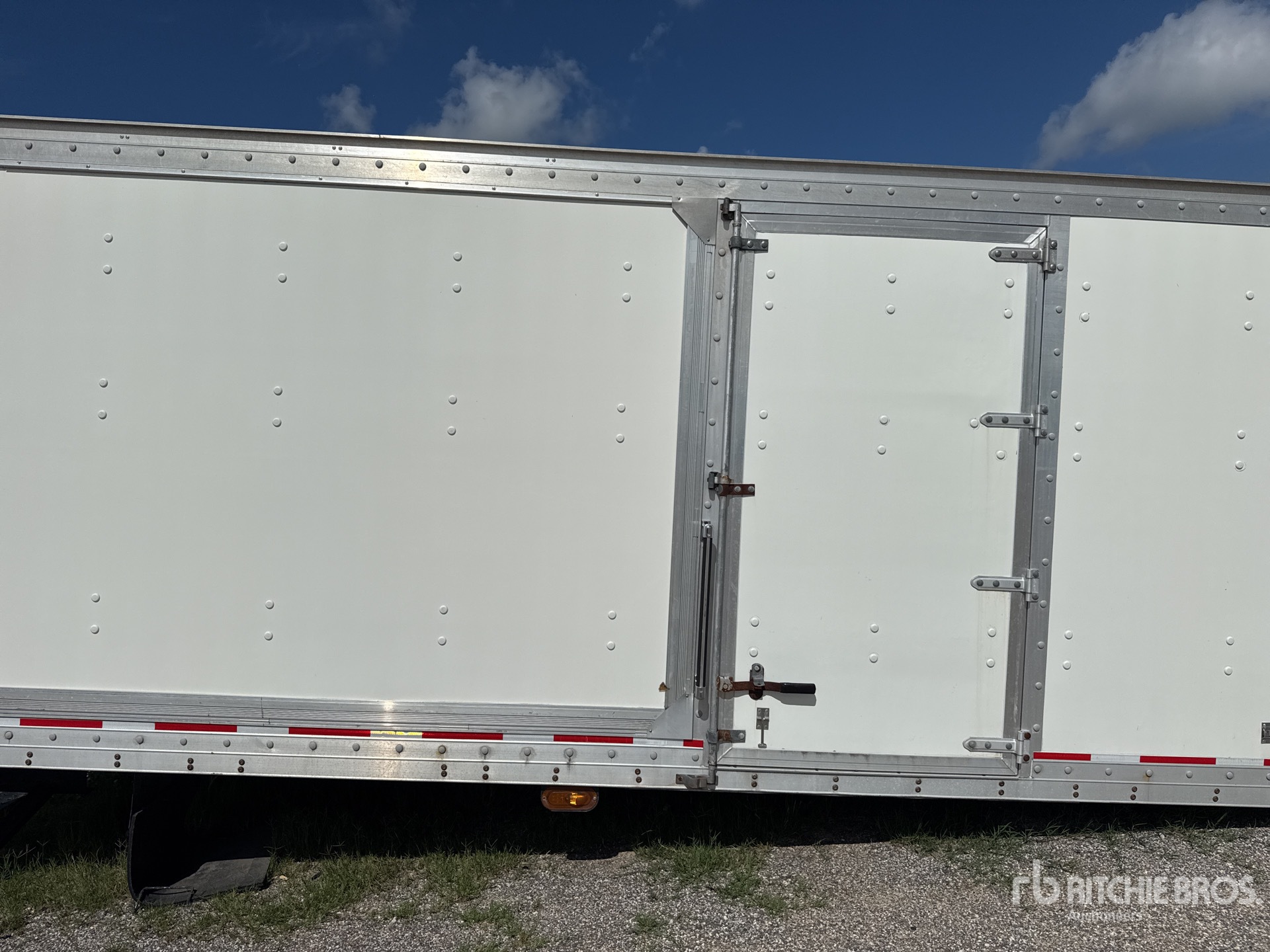 2018 Mickey VB18085