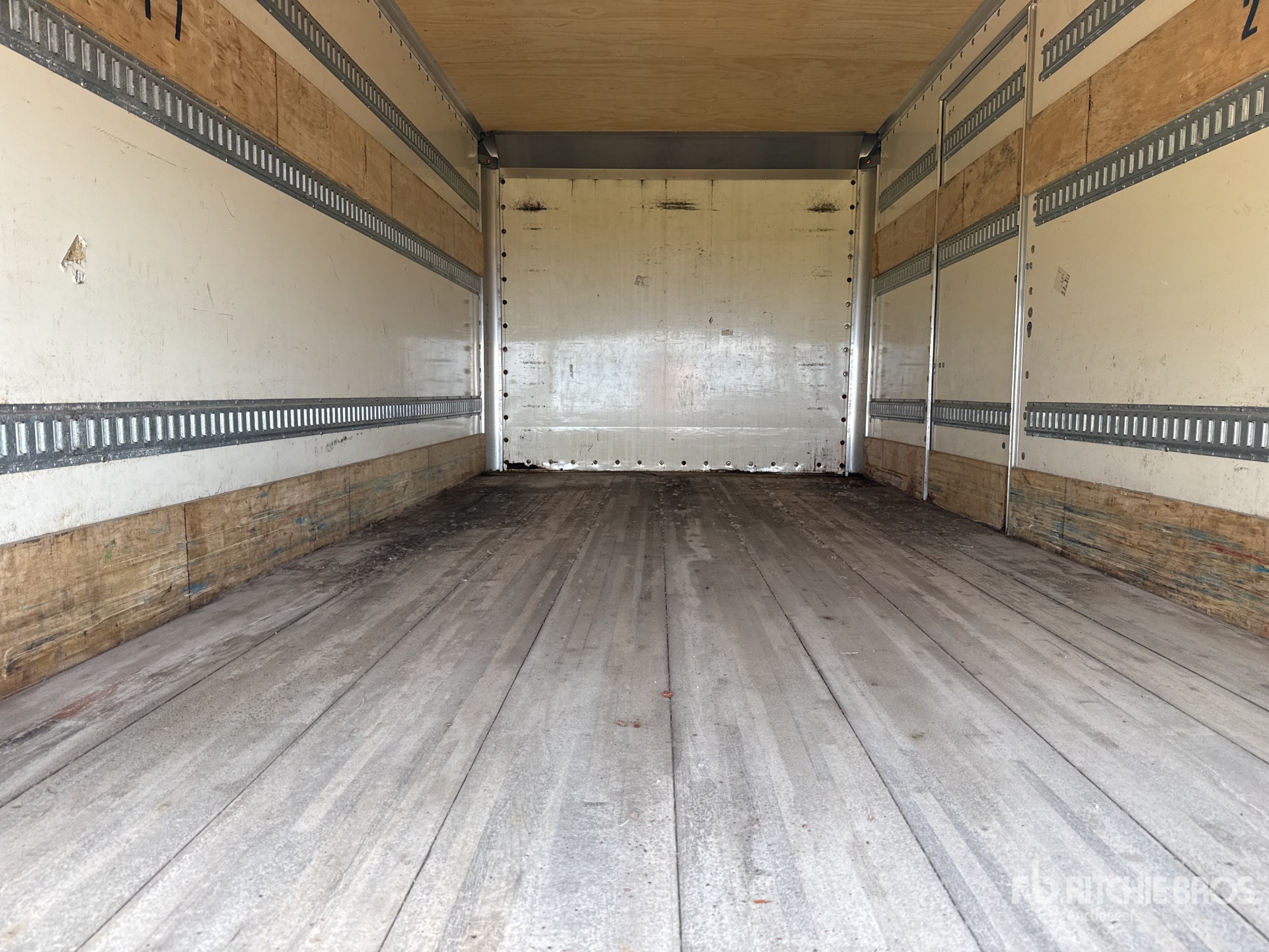 2018 Mickey VB18085