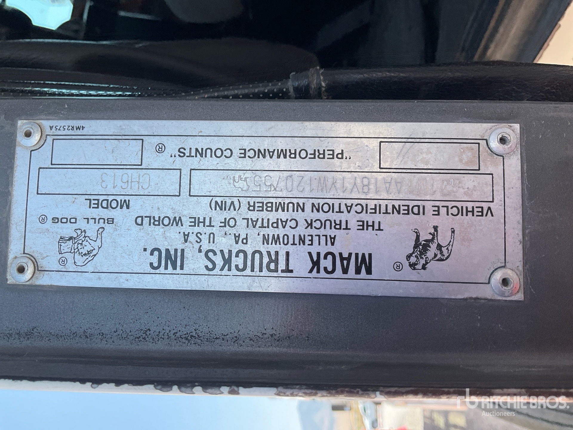 2000 Mack CH600