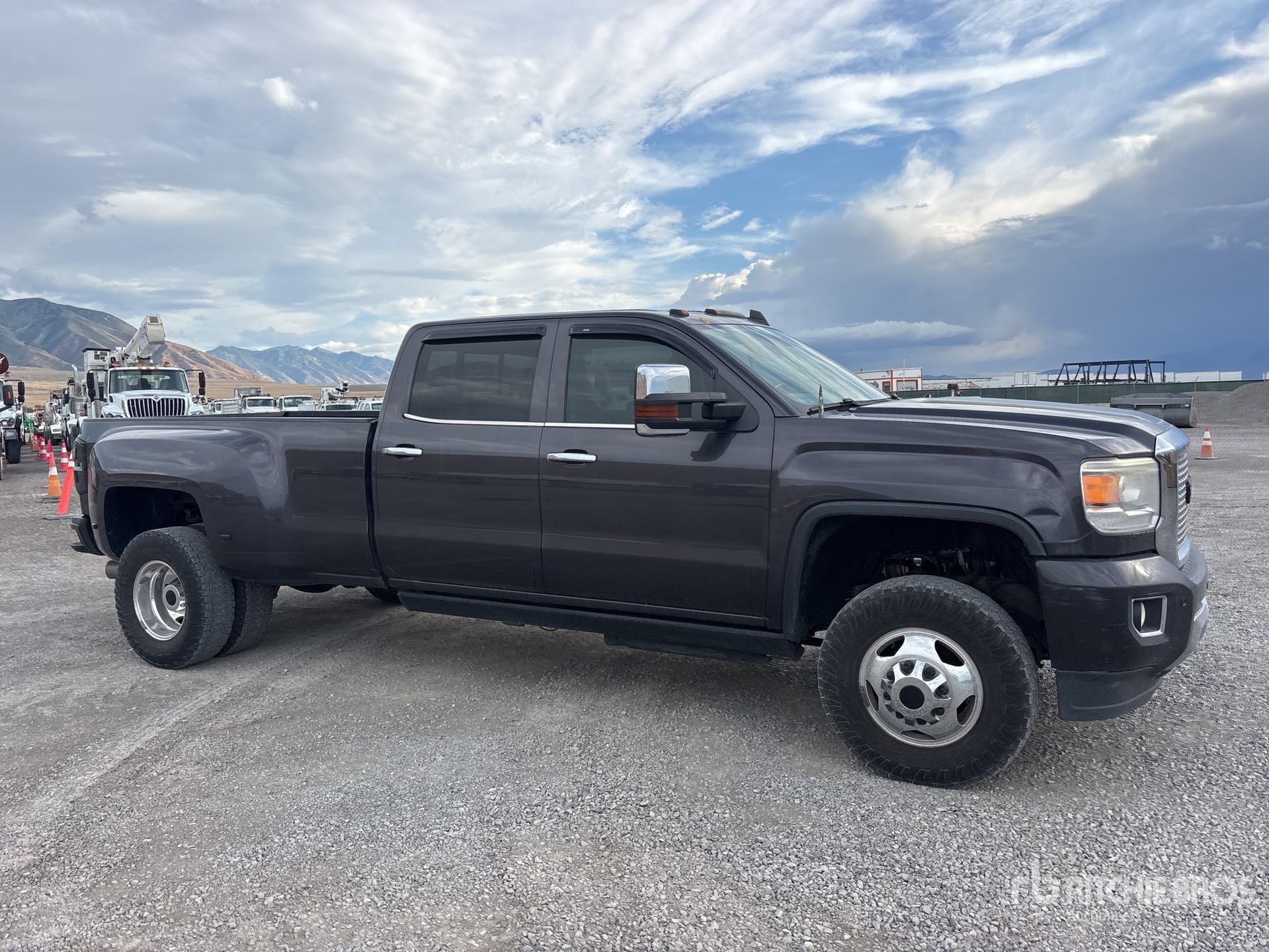 2016 GMC 3500