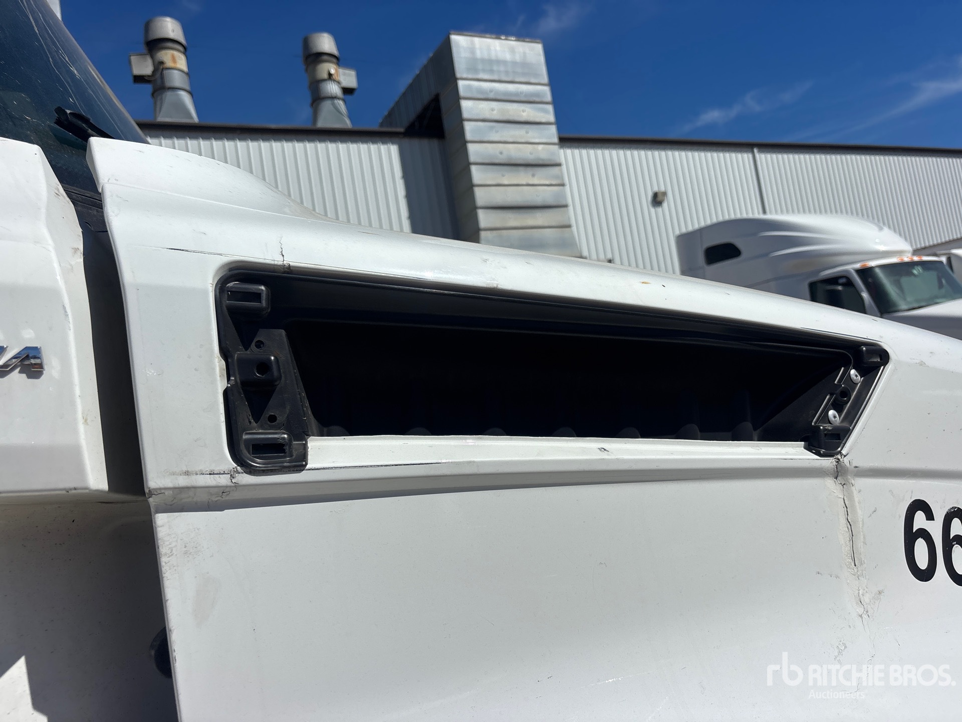 2022 Freightliner CASCADIA 126