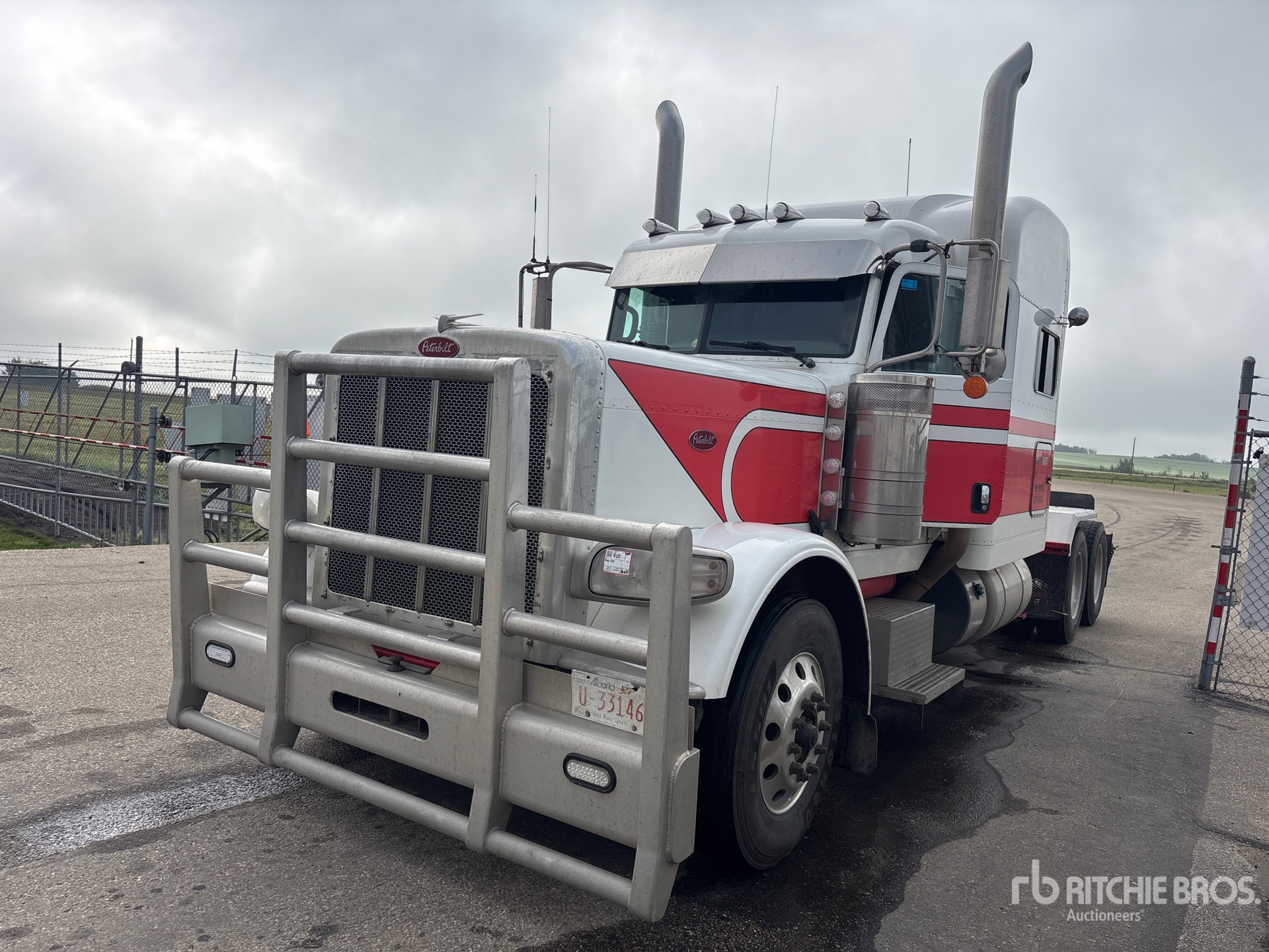 2020 Peterbilt 389