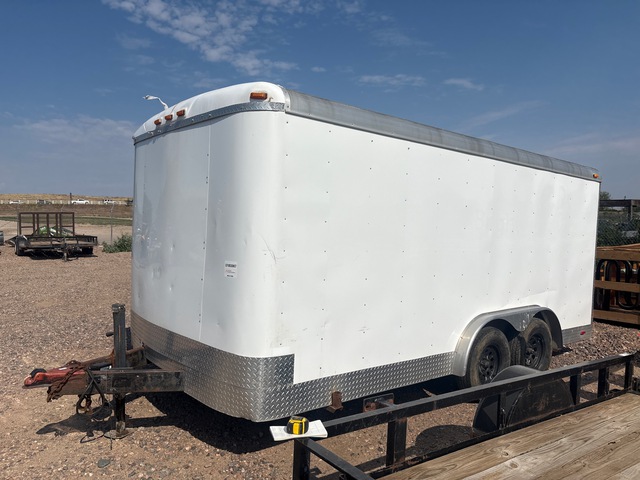 2003 16 ft Enclosed Trailer