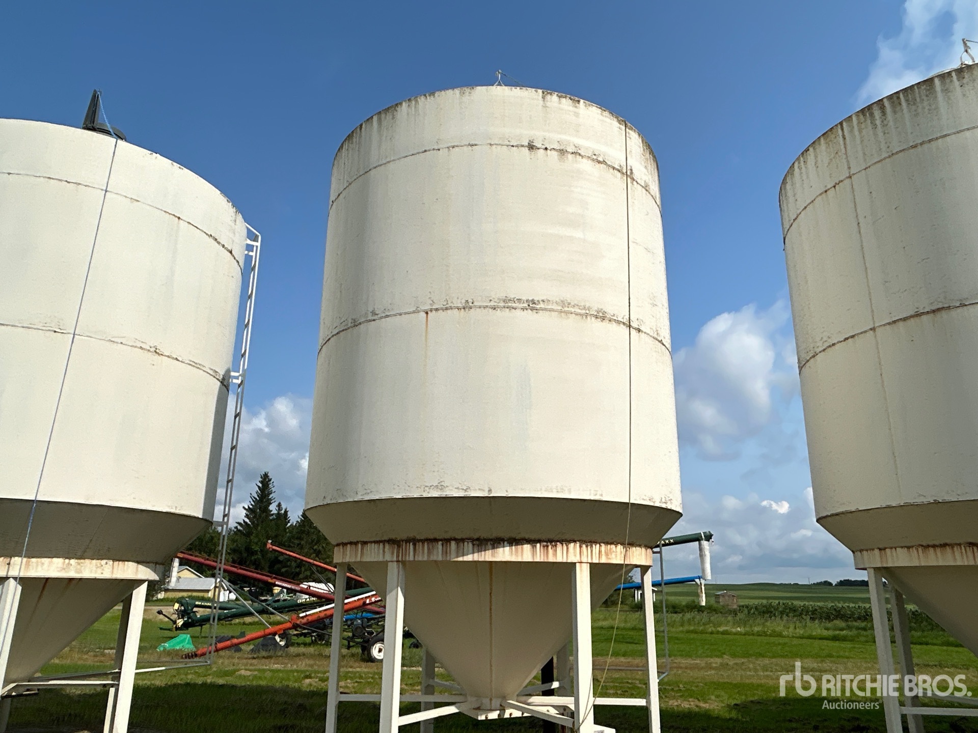 Wheatland +/- 50 TON SMOOTH WALL HOPPER