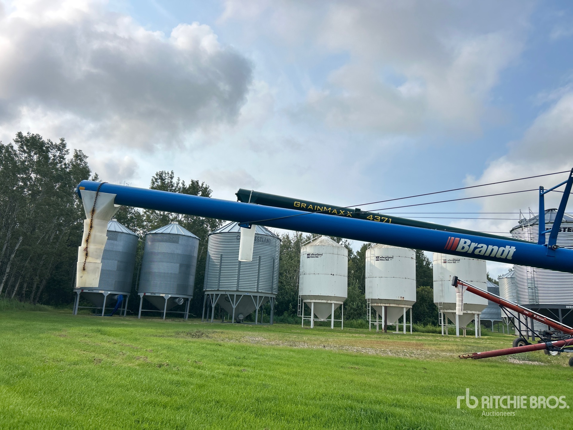 2001 Brandt 1060