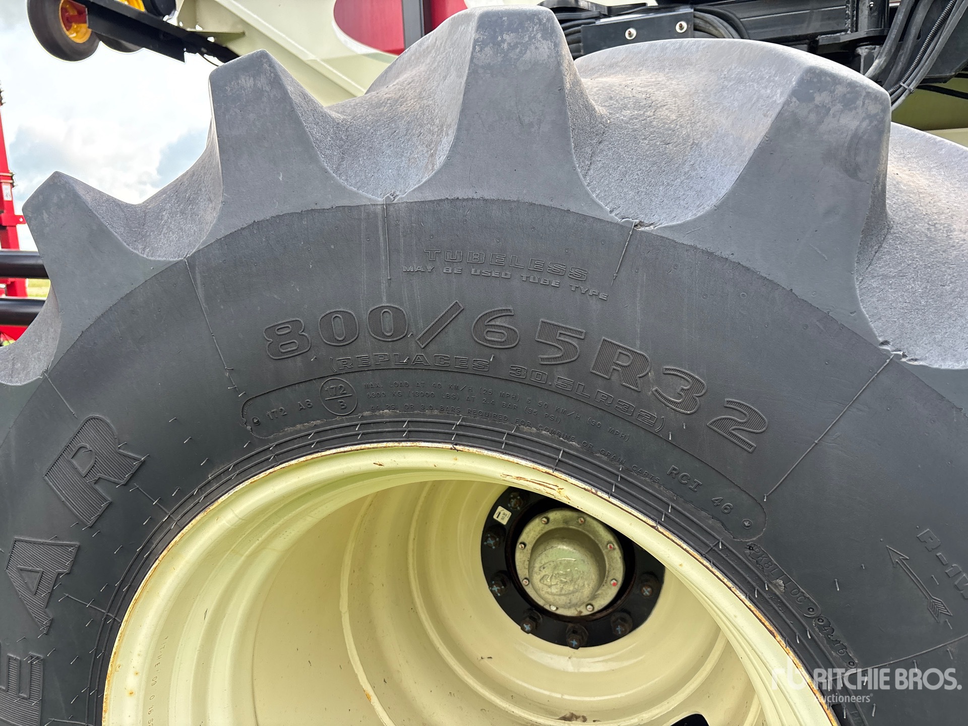 2017 Bourgault 3320 XTC